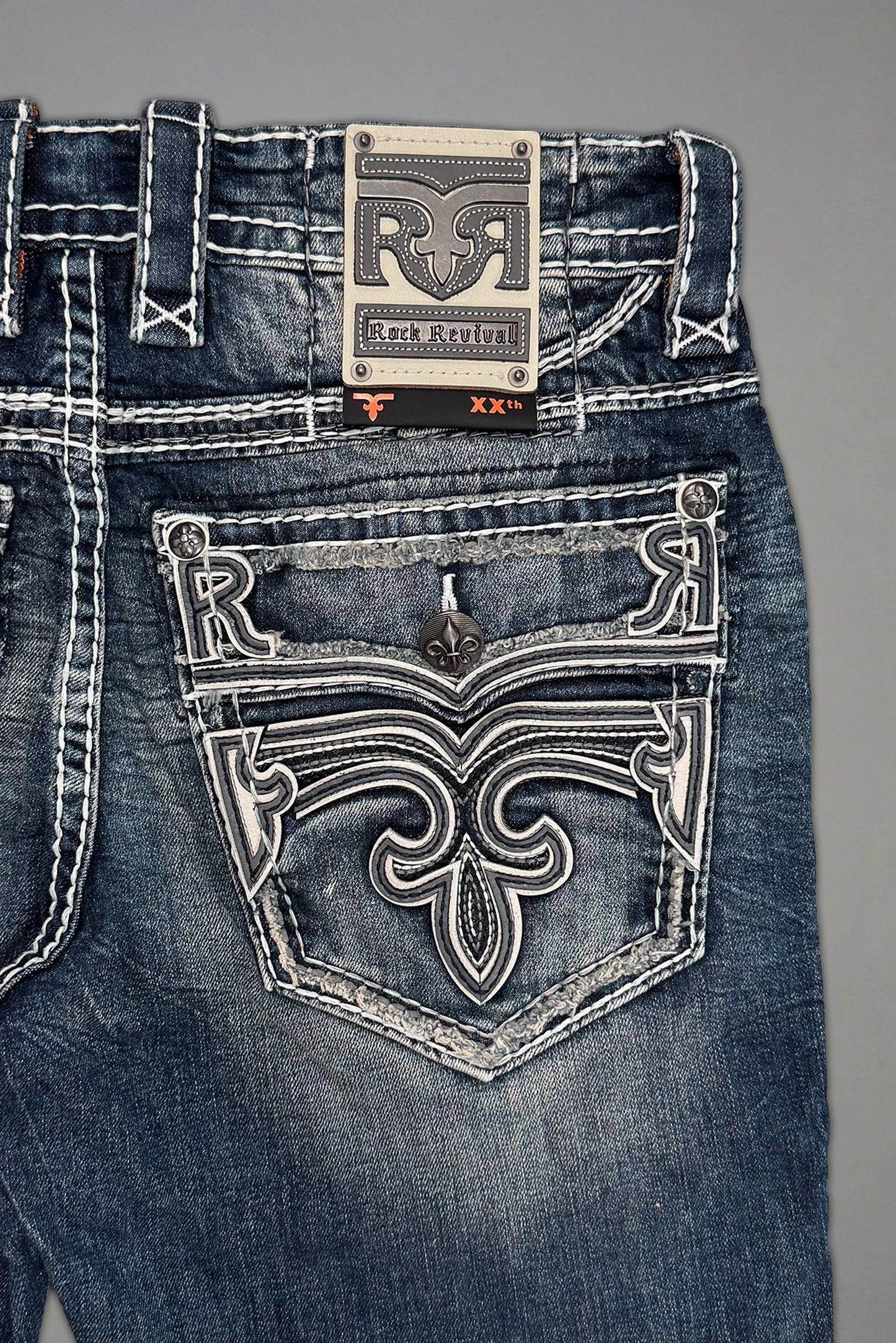 Jim Straight Jeans in Dark Blue