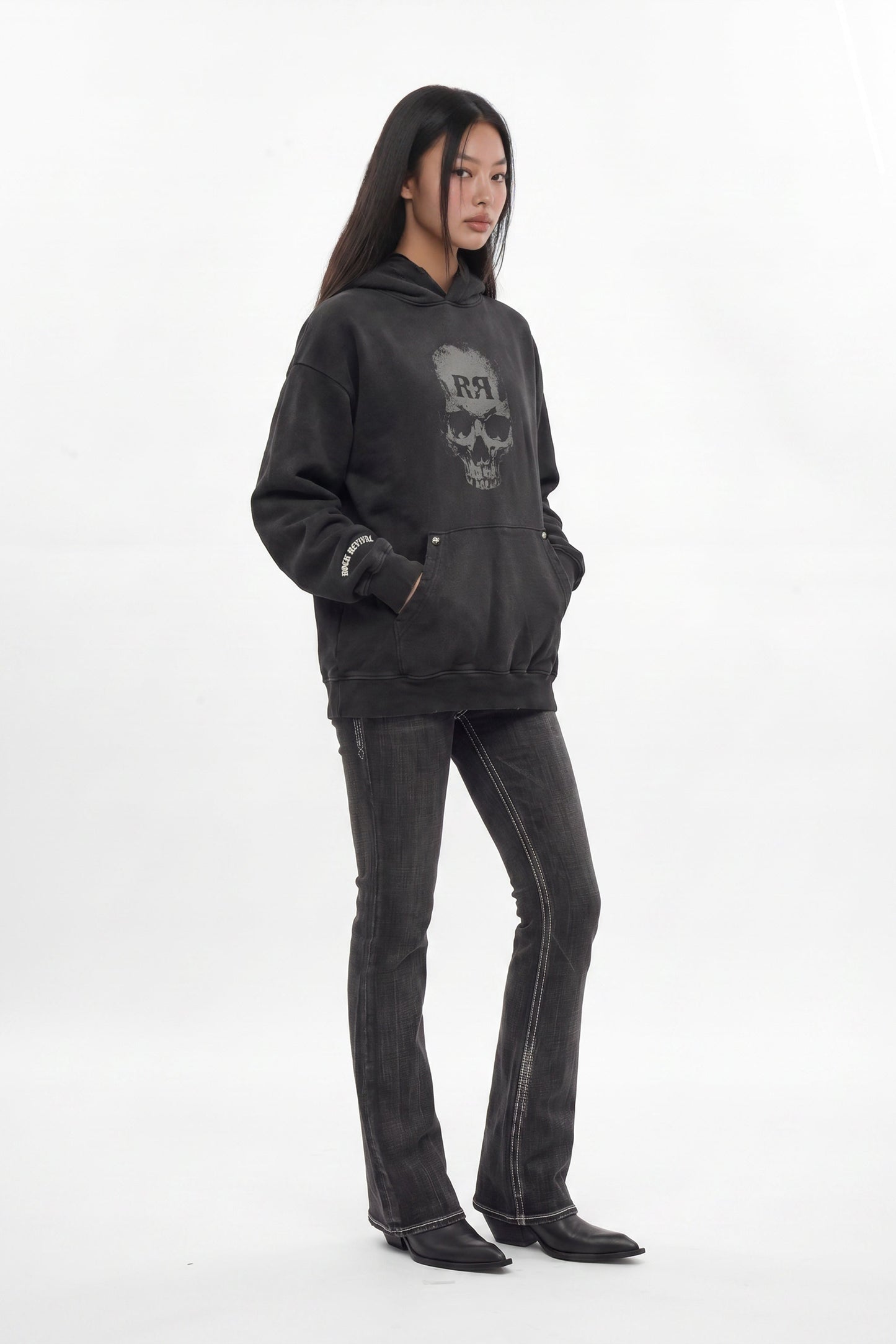 Graveyard Hoodie in Black (W)