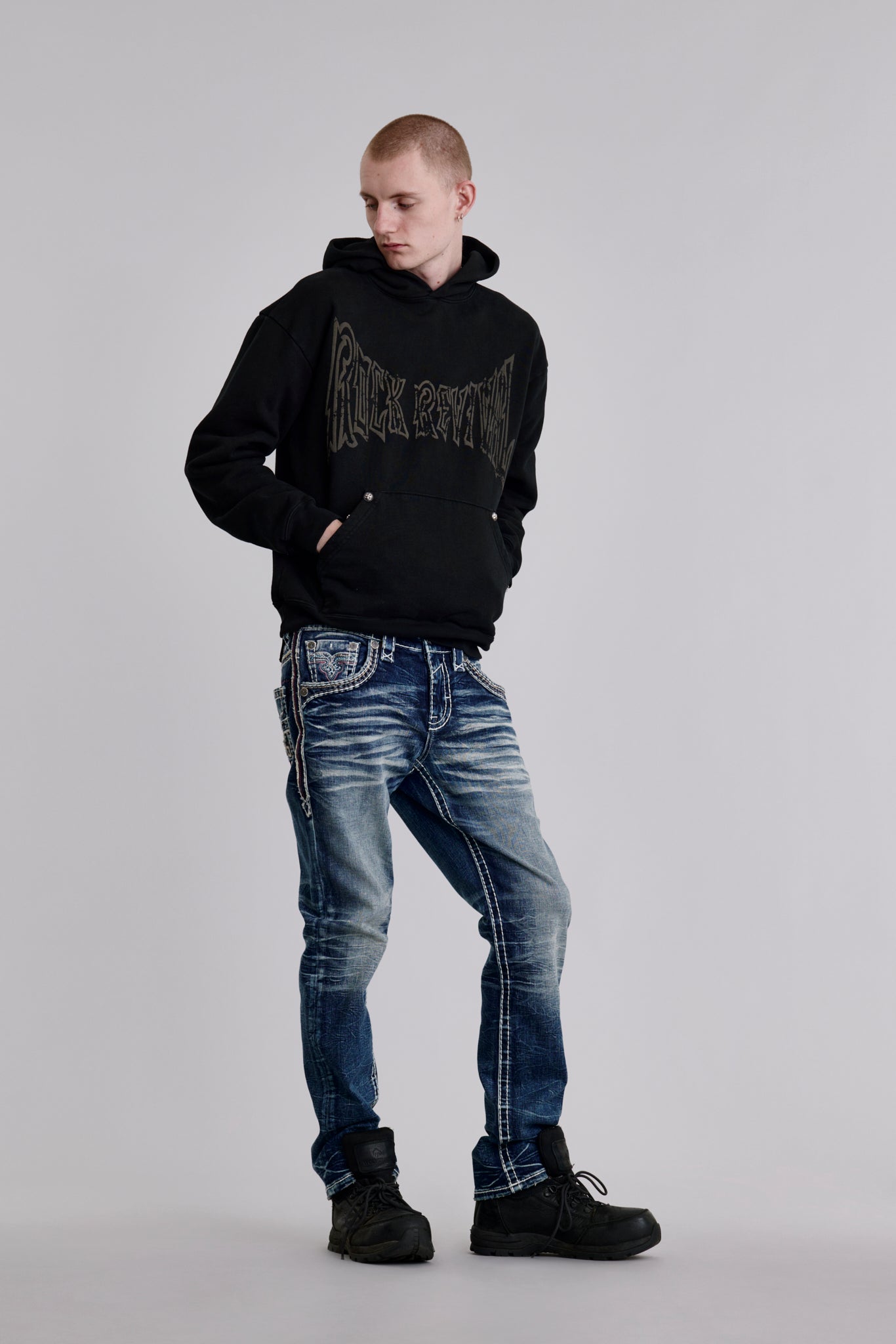 Mckay Straight Jeans in Medium Blue