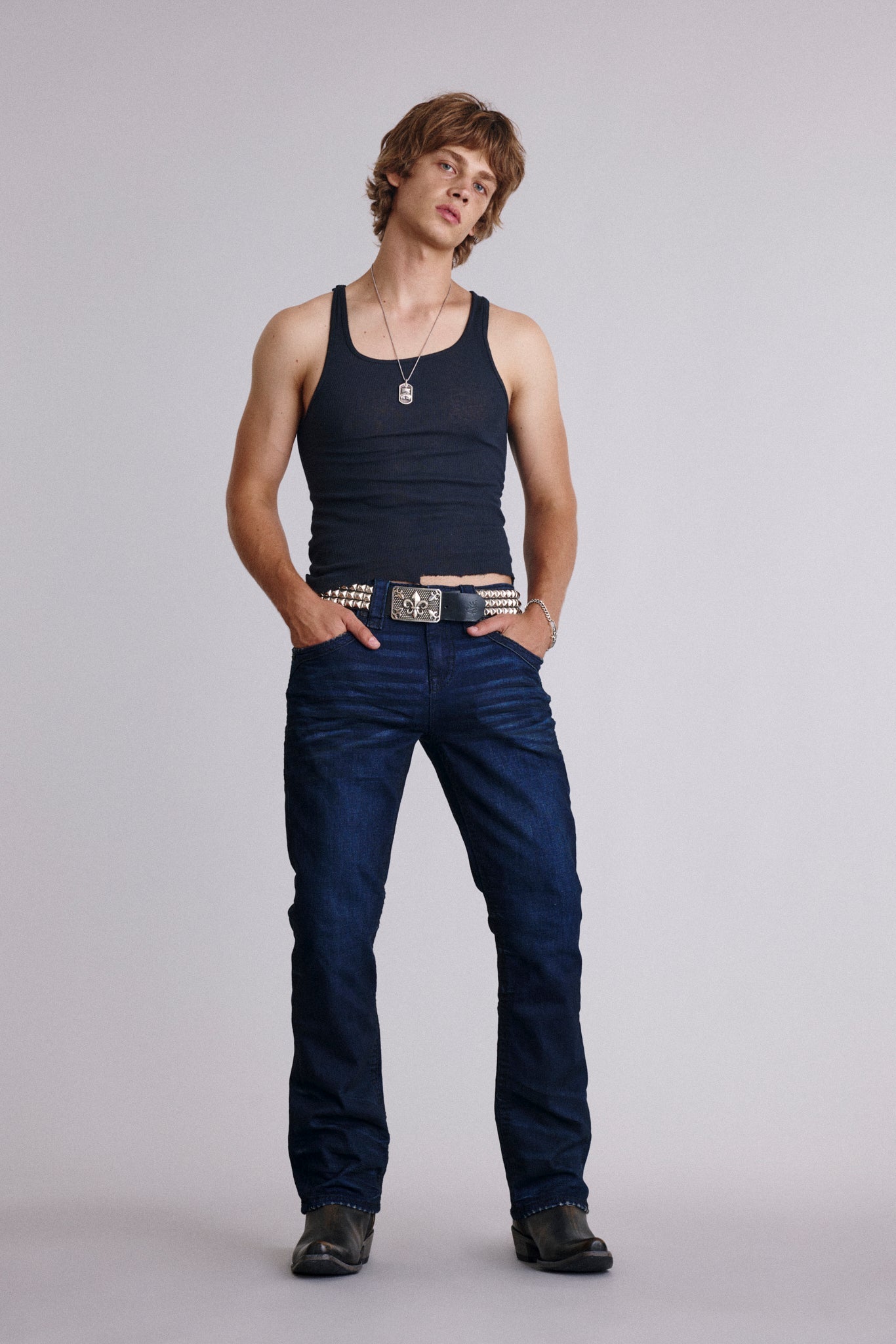 Titan Relaxed Straight in Dark Wash