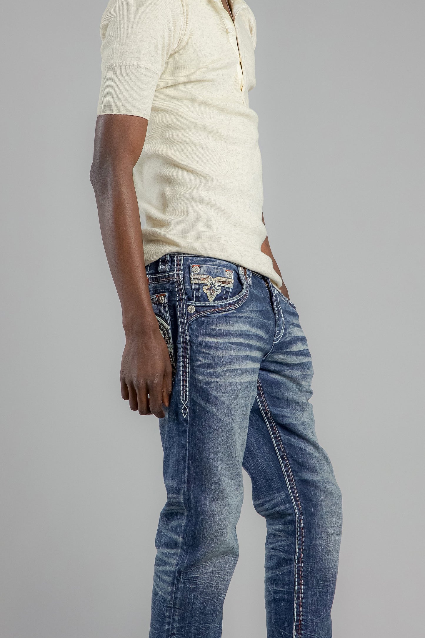 Miguel Straight Jeans in Medium Blue