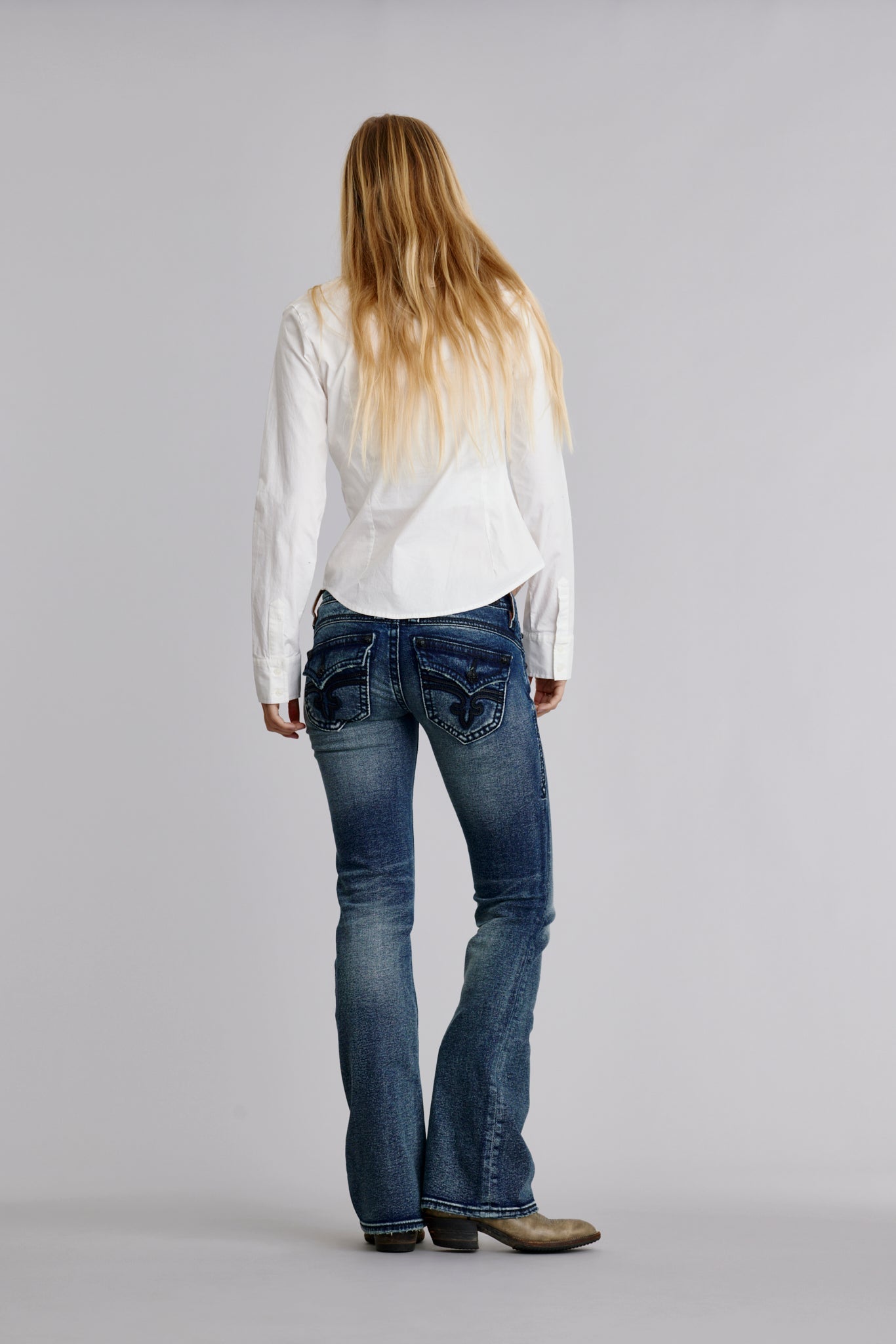Gwen Super Low-Rise Bootcut Jeans in Medium Wash