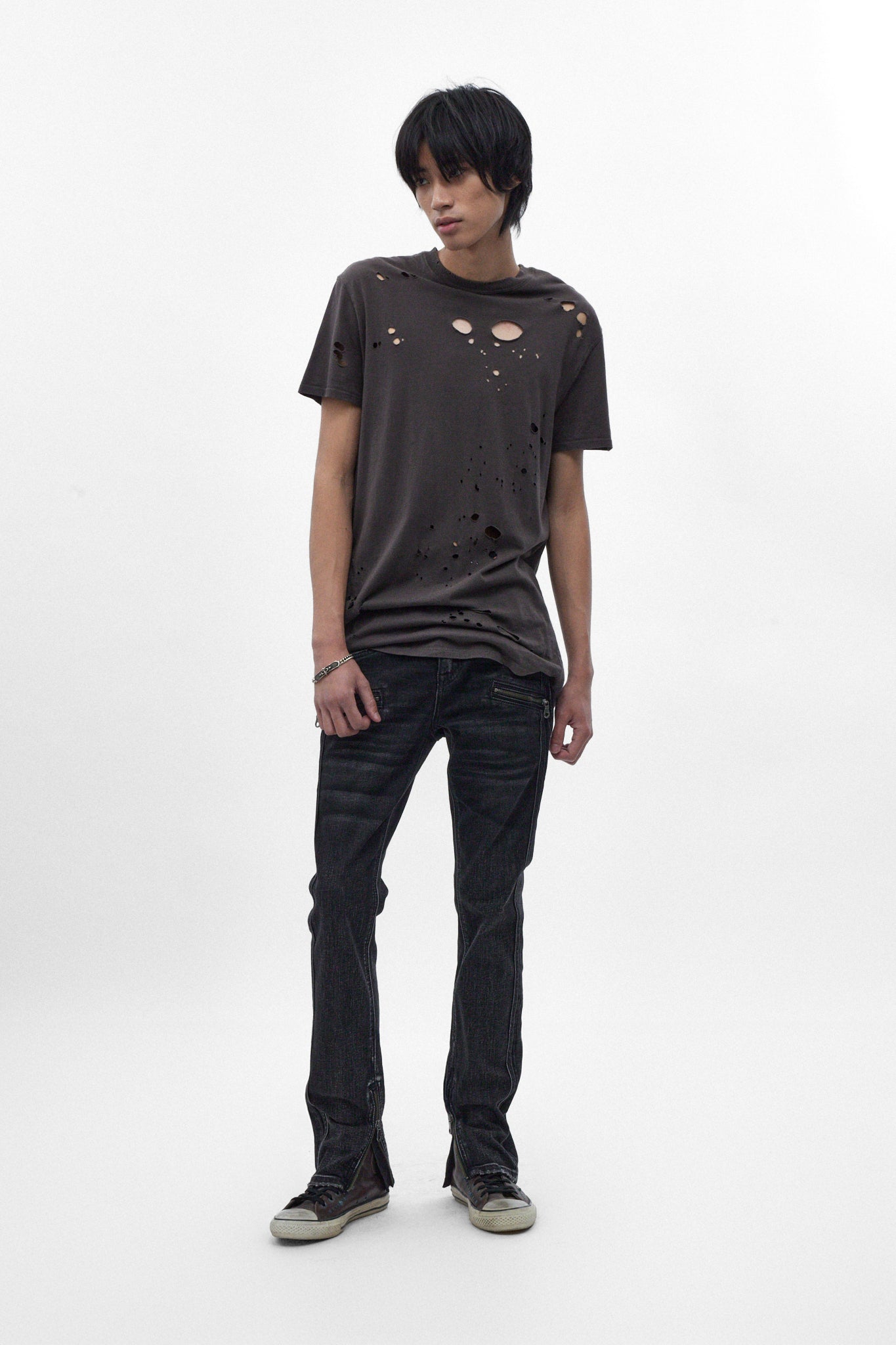 Charlie Slim Jeans in Black Wash