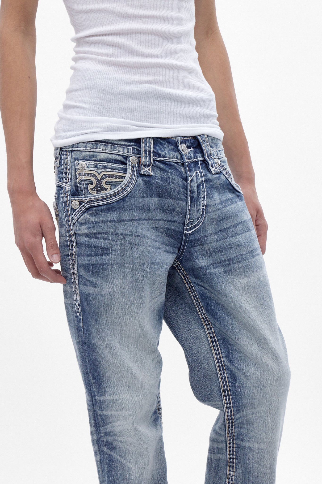 Flynn Bootcut Jeans in Light Blue