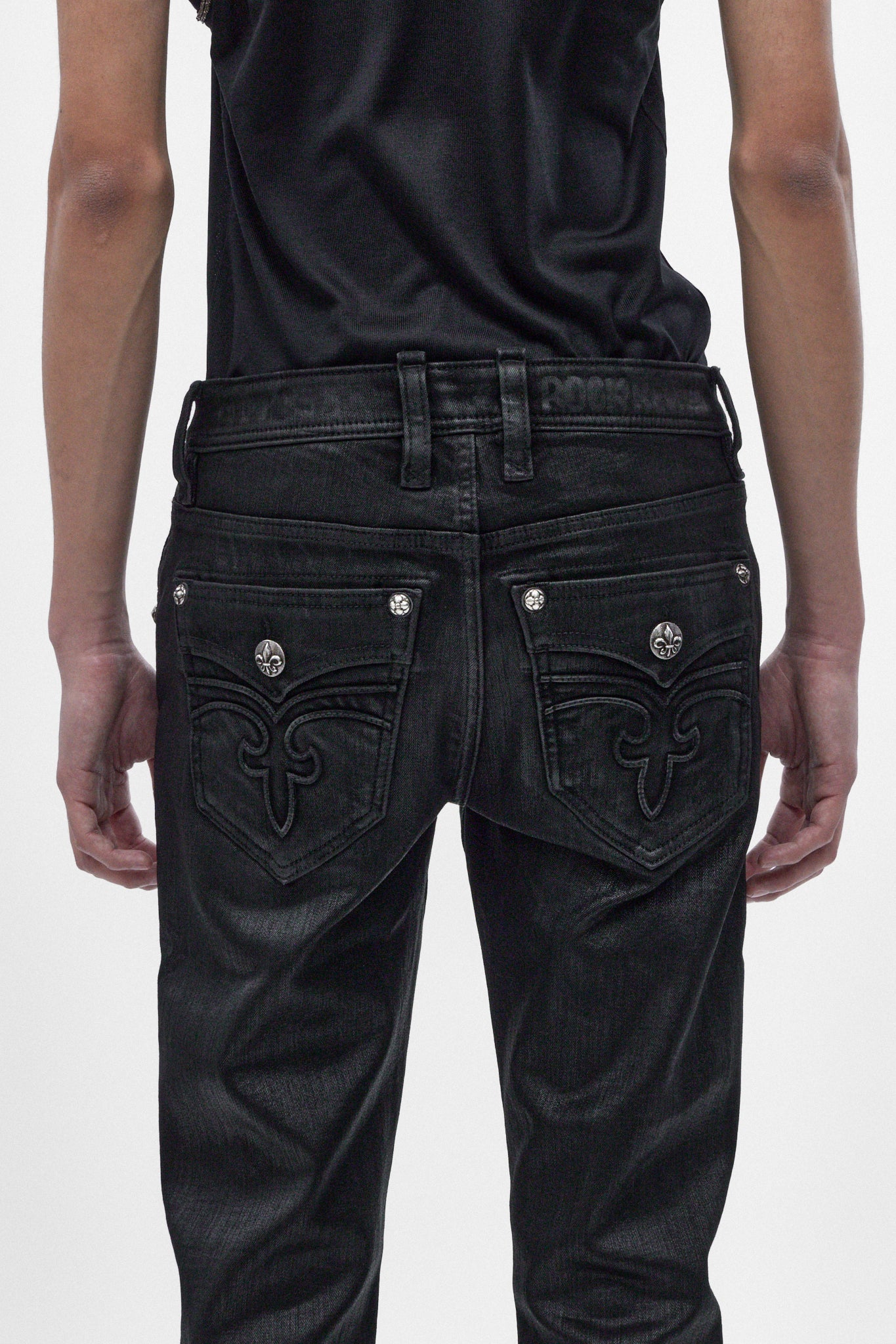 Gene Slim Jeans in Black Coating