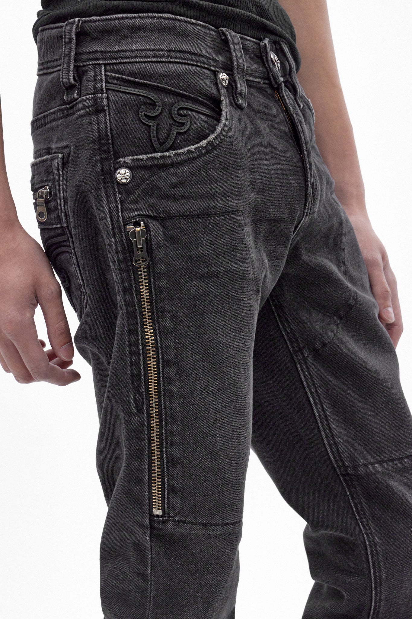 Huey Slim Jeans in Charcoal Black