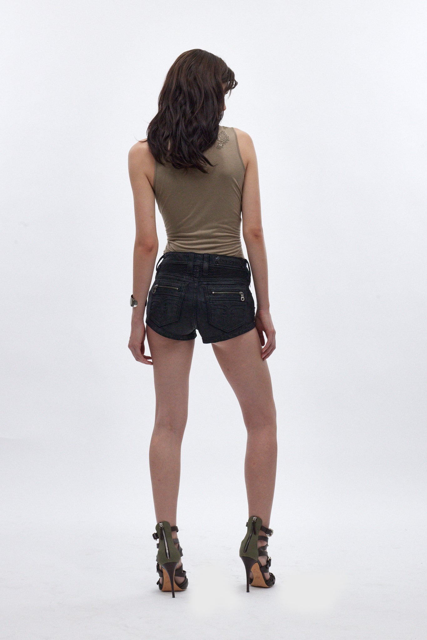 Janis Super-Low Mini Denim Shorts in Blue denim Black Coating