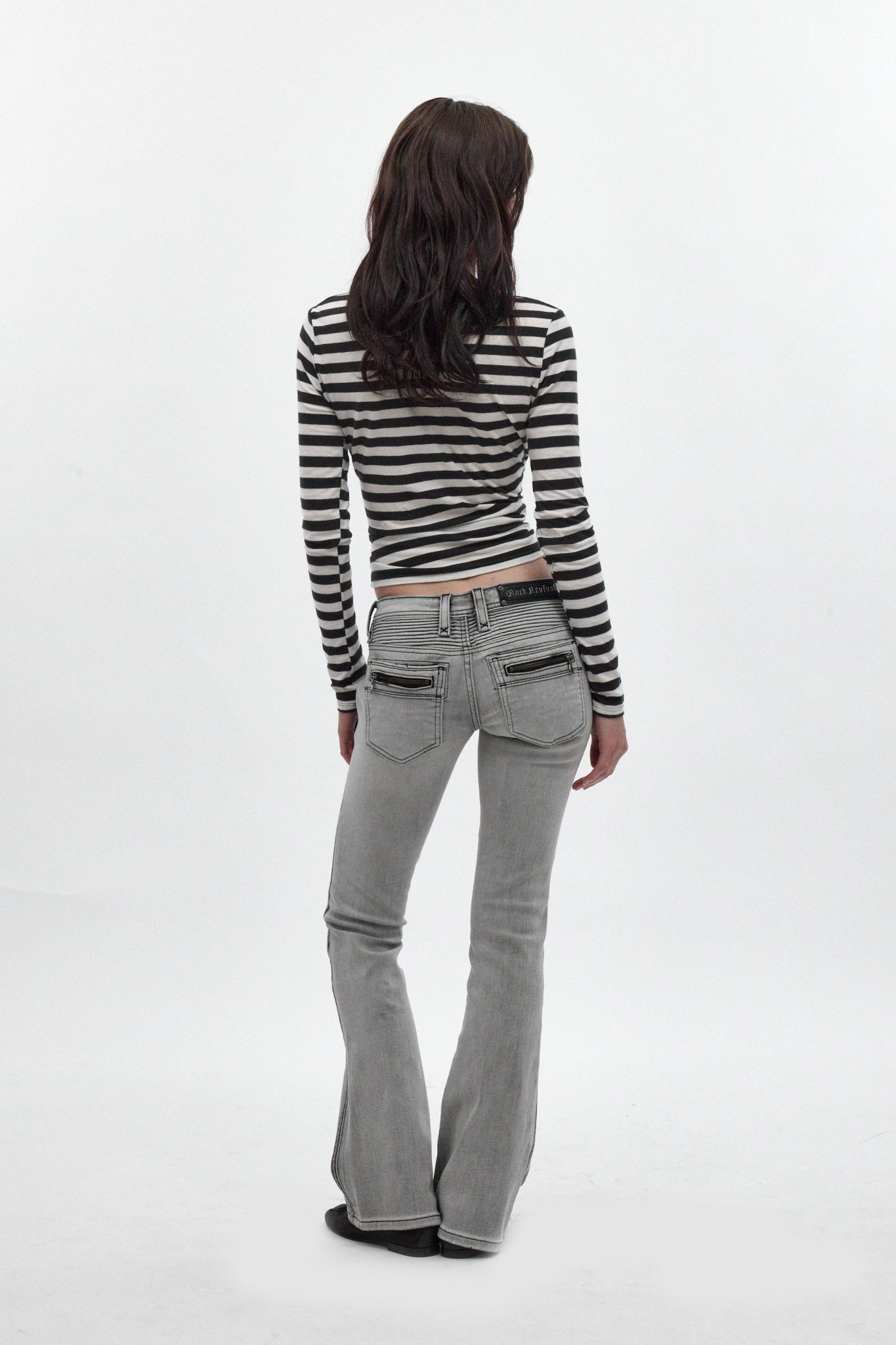 Kamil Super Low-Rise Bootcut Jeans in Light Gray