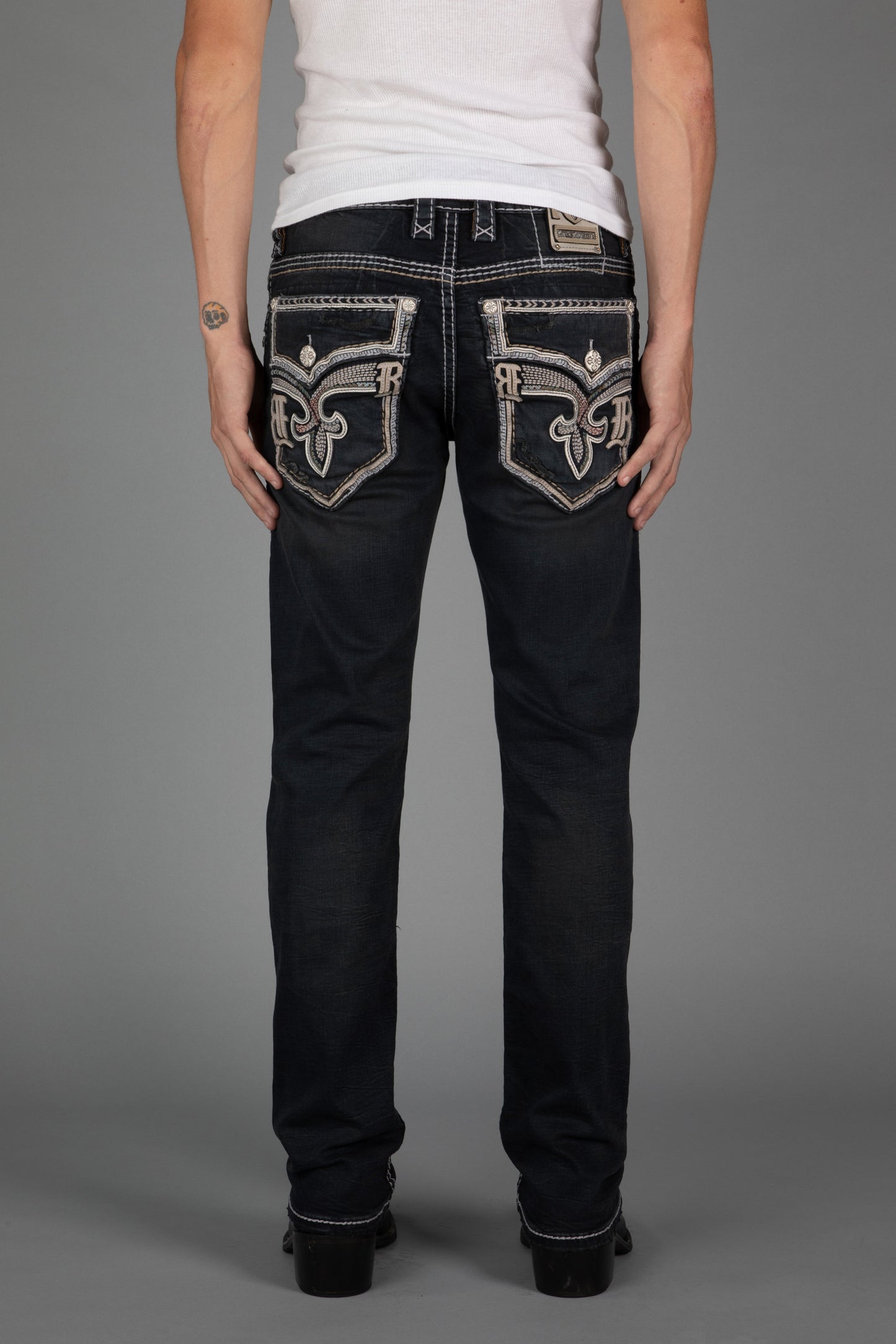 Ermias Straight Jeans in Dark Charcoal