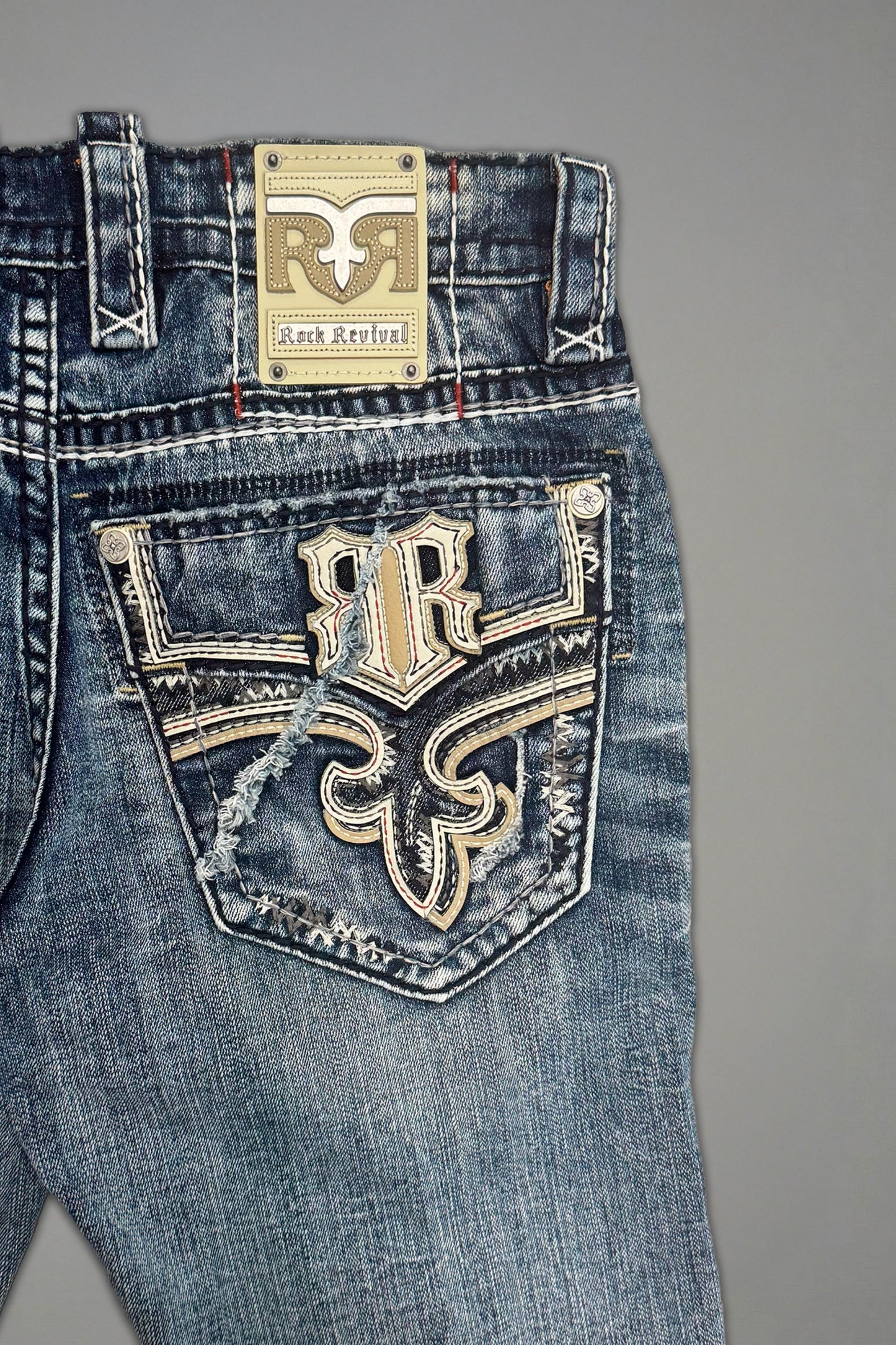 Richie Denim Shorts in Medium Blue