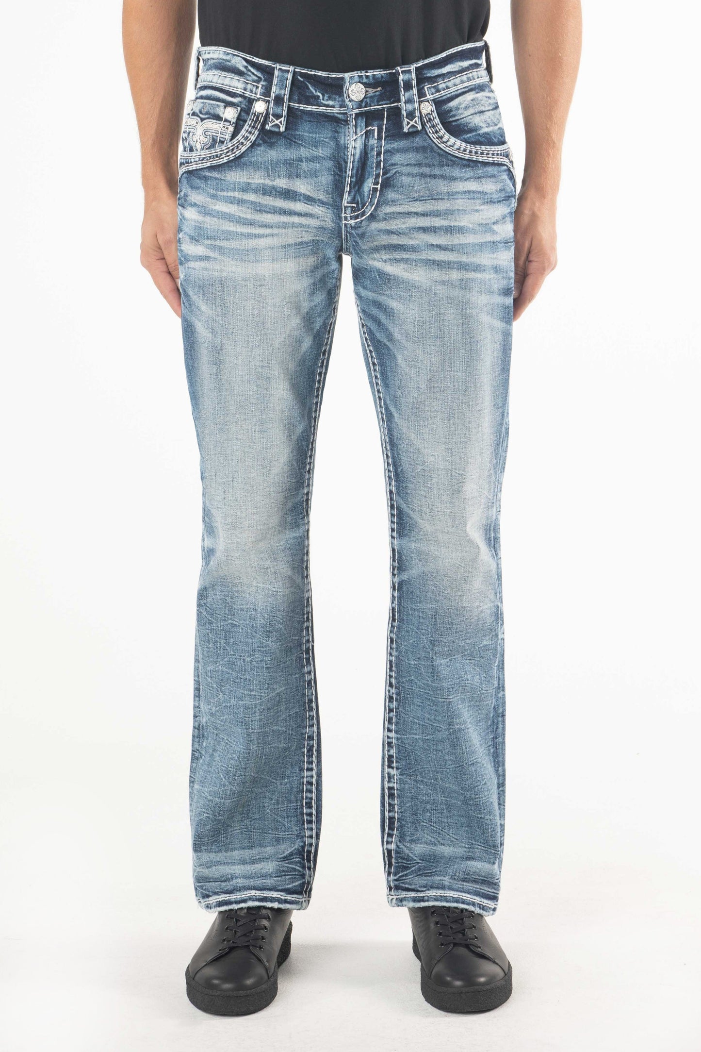 Mckay Bootcut Jeans in Medium Blue