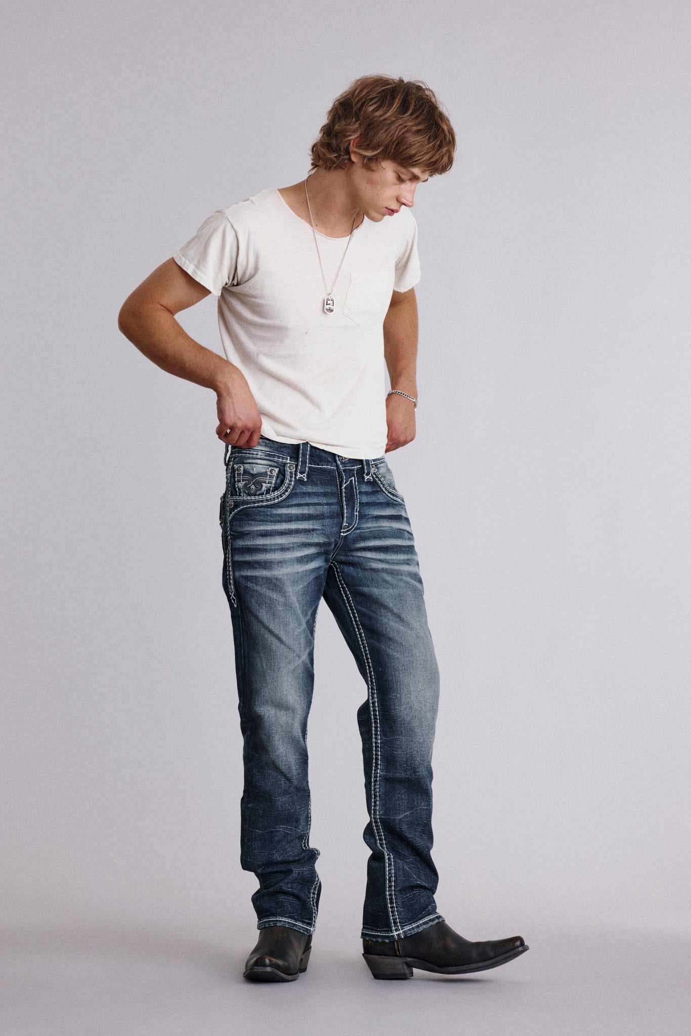 Jim Straight Jeans in Dark Blue