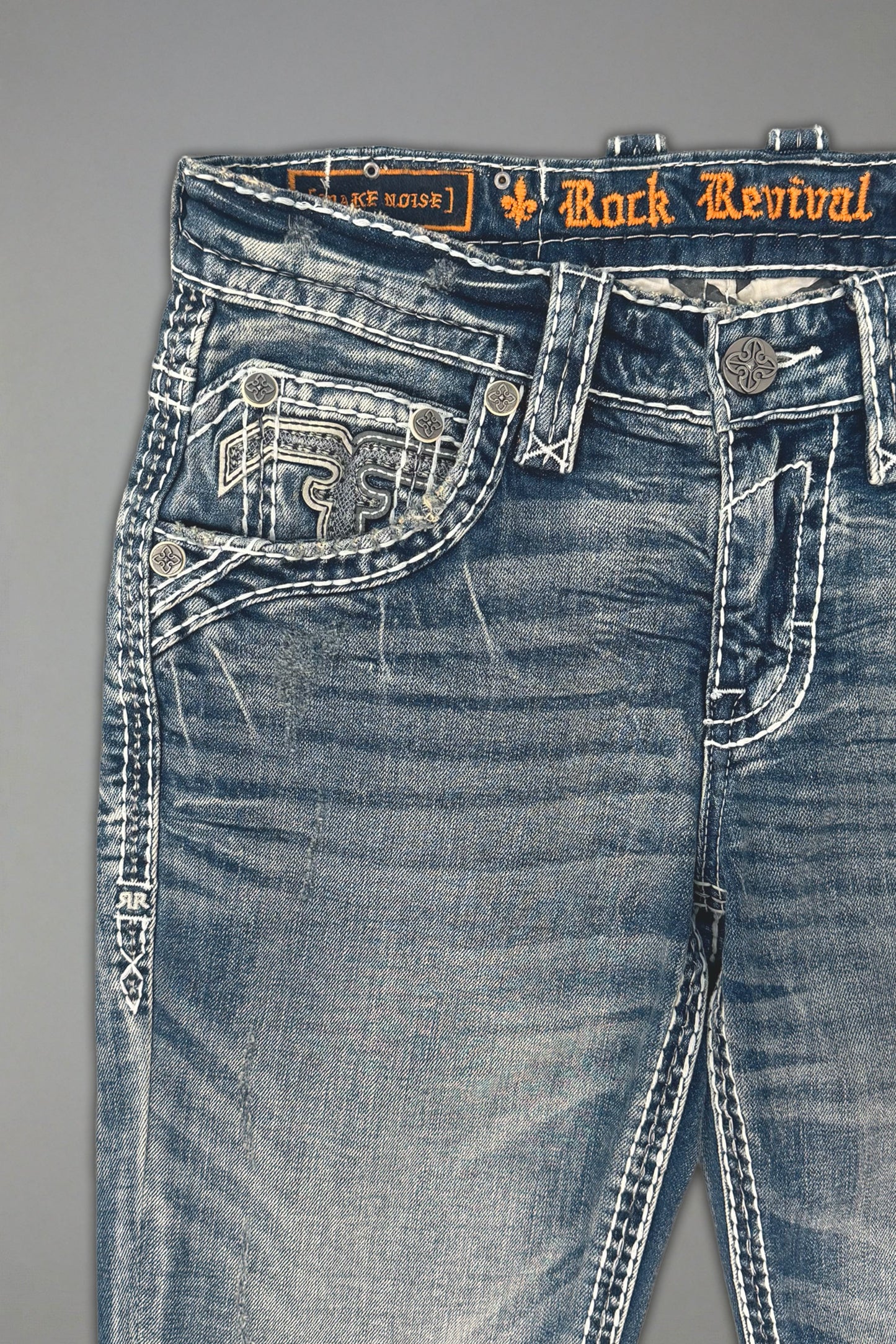 Xander Bootcut Jeans in Medium Blue