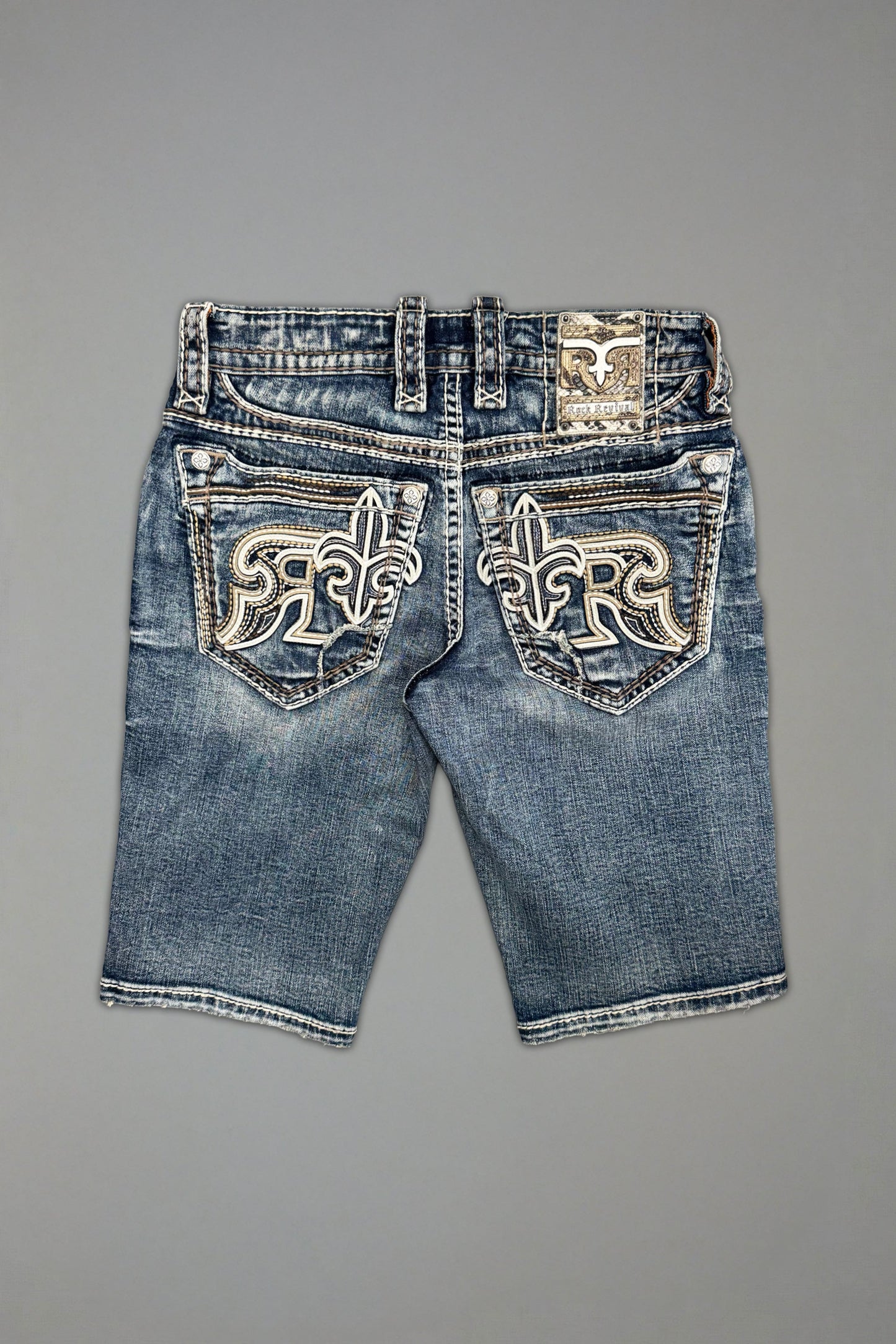 Zayn Denim Shorts in Medium Blue
