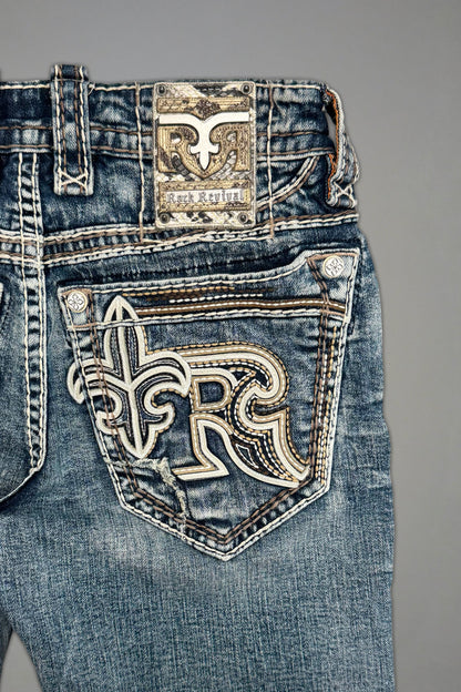 Zayn Denim Shorts in Medium Blue
