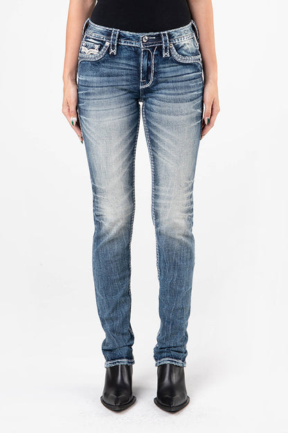Yui Straight Jeans in Medium Wash