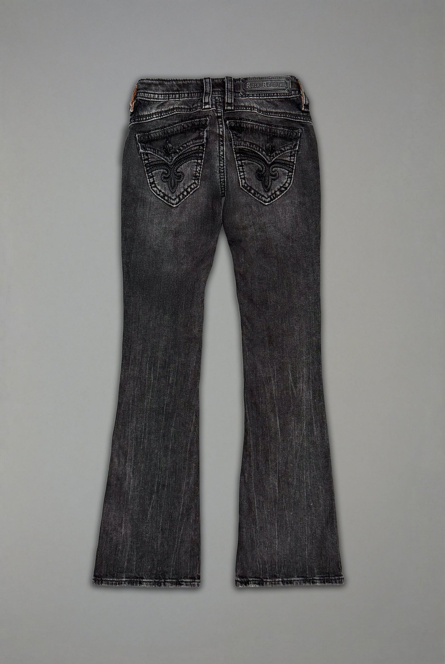 Gwen Super Low-Rise Bootcut Jeans in Faded Black
