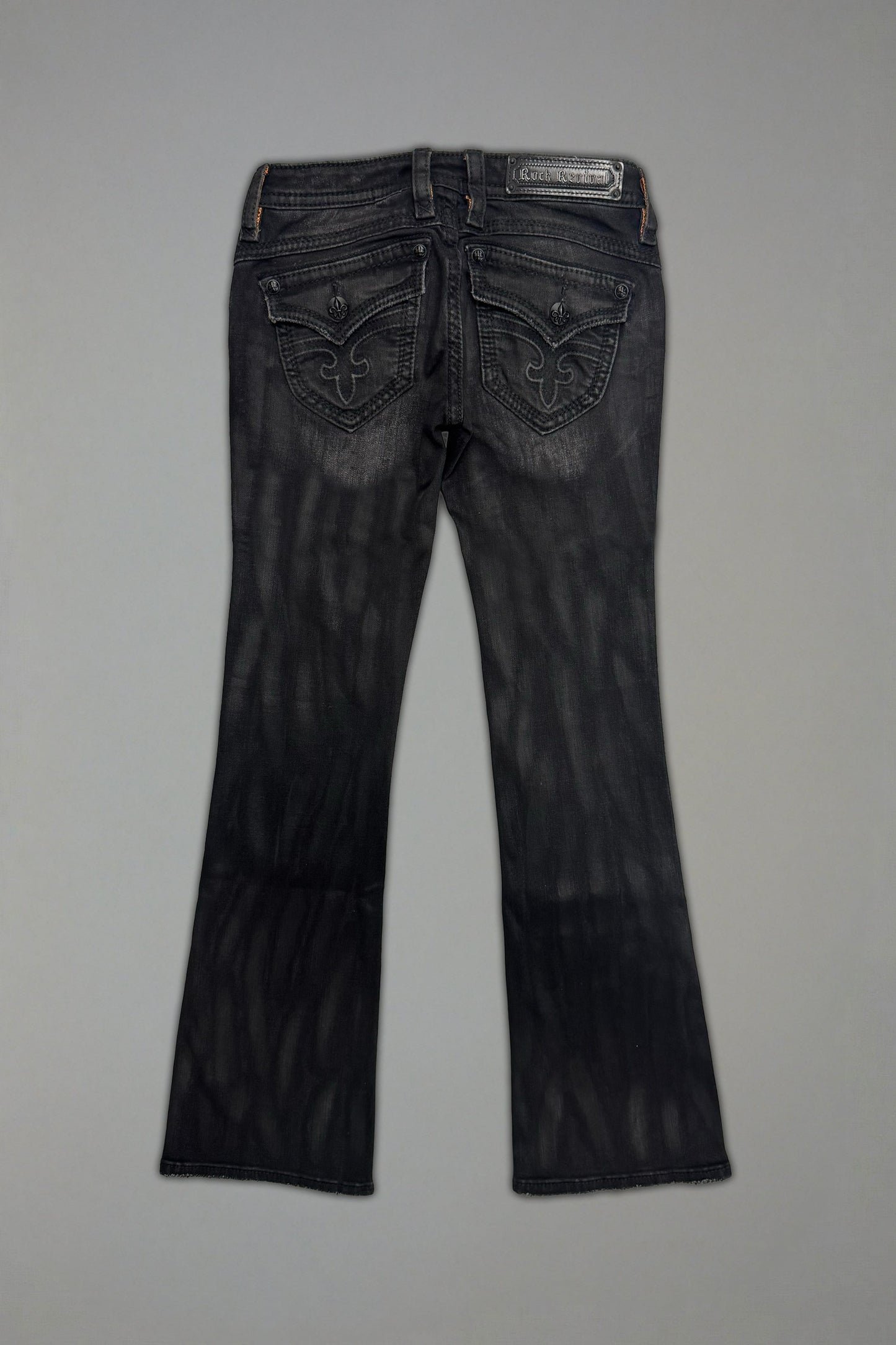 Gwen Super Low-Rise Bootcut Jeans in Black Fade Coating
