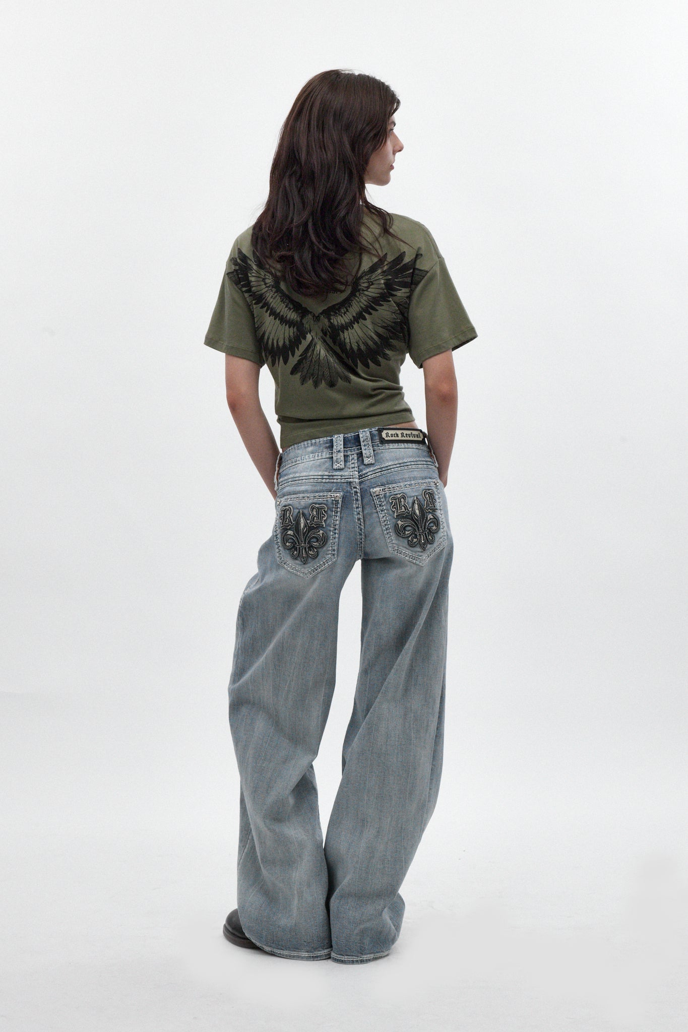 Winged Graphic Boxy Tee in Olive