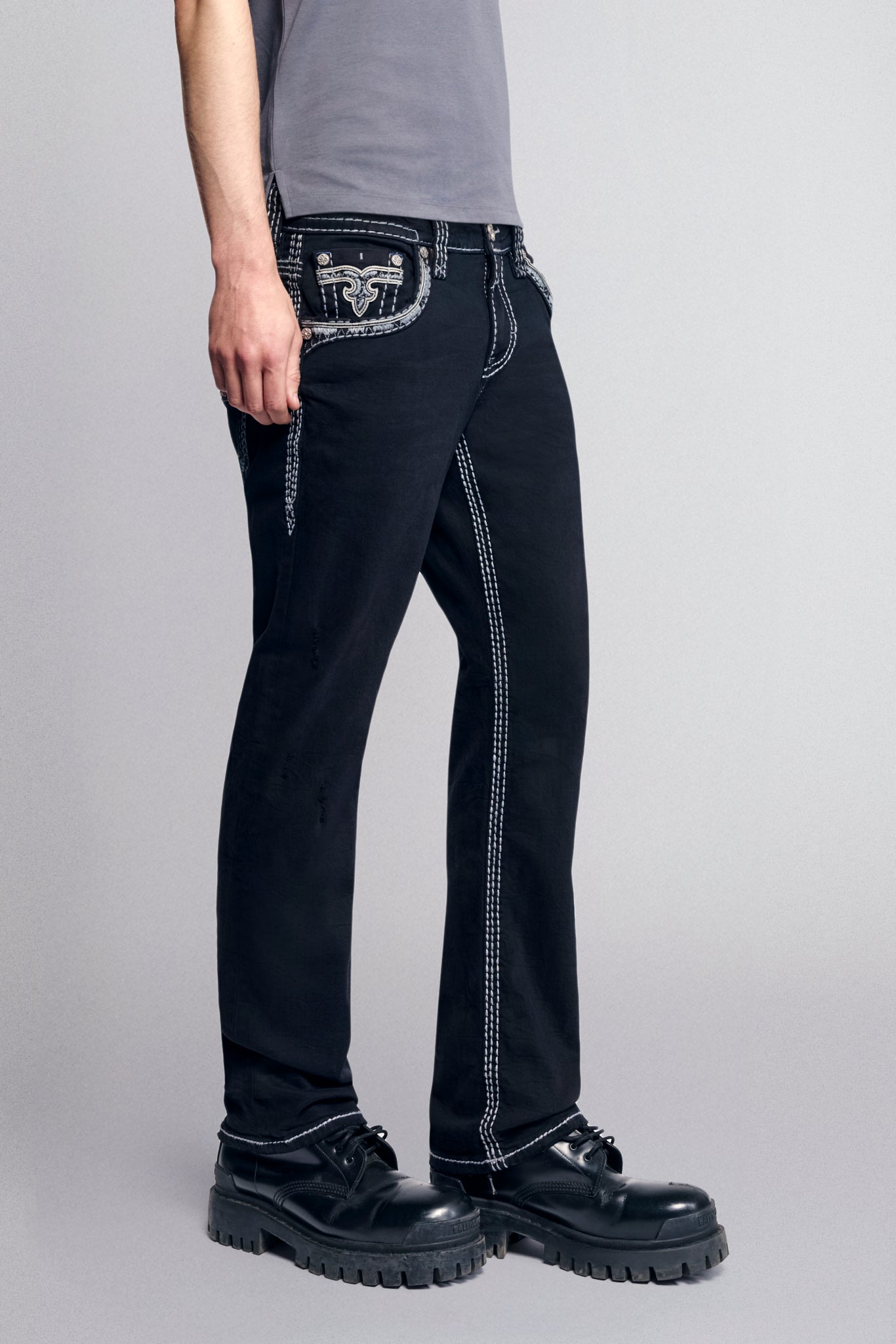 Bayley Straight Jeans in Black