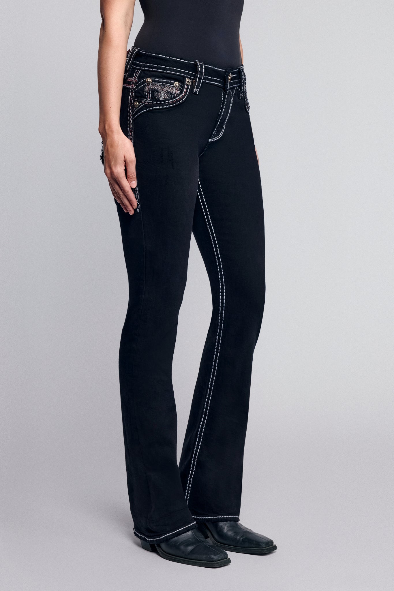 Elias Bootcut Jeans in Black