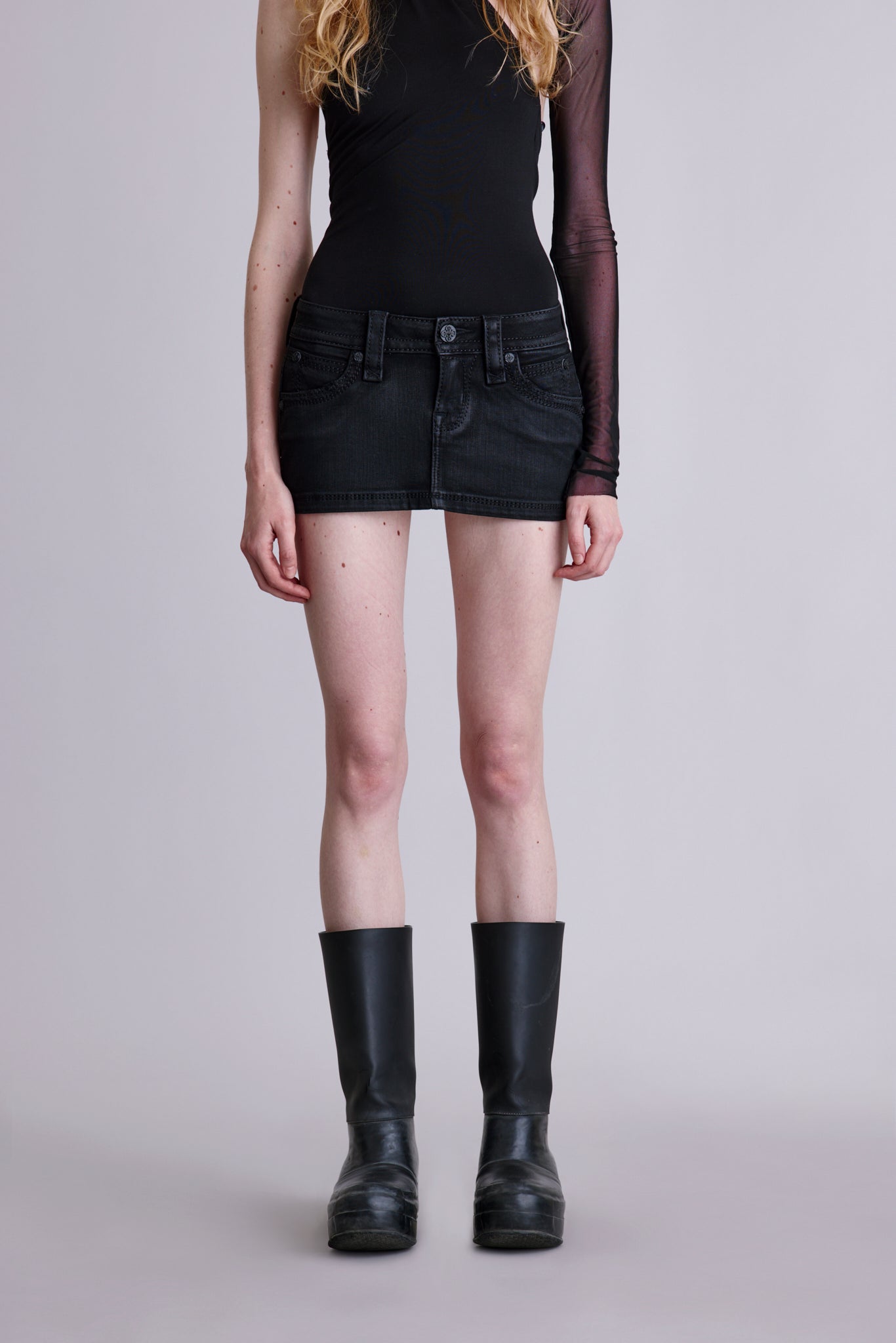 Gwen Super Low-Rise Mini Skirt in Black on Black