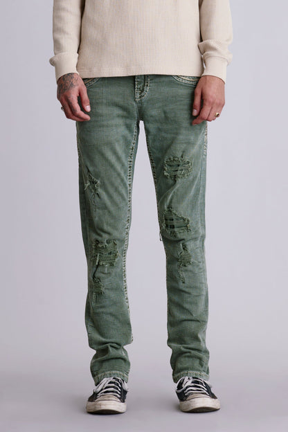 Kinsly Alt Straight Jeans in Green