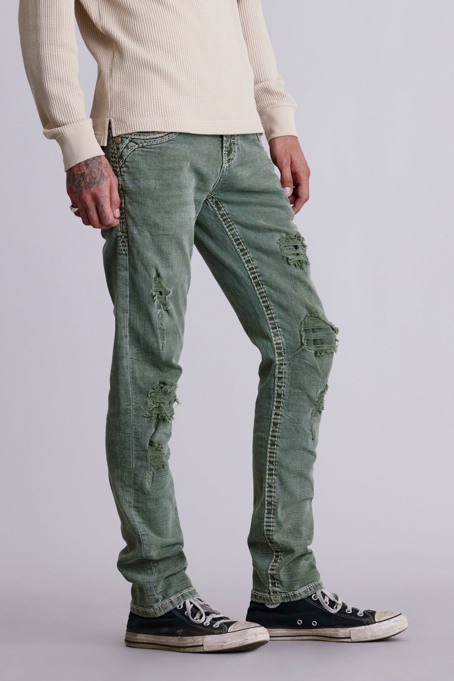 Kinsly Alt Straight Jeans in Green