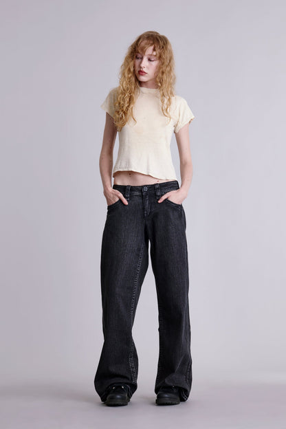 Titania Low-Rise Baggy Jeans in Black