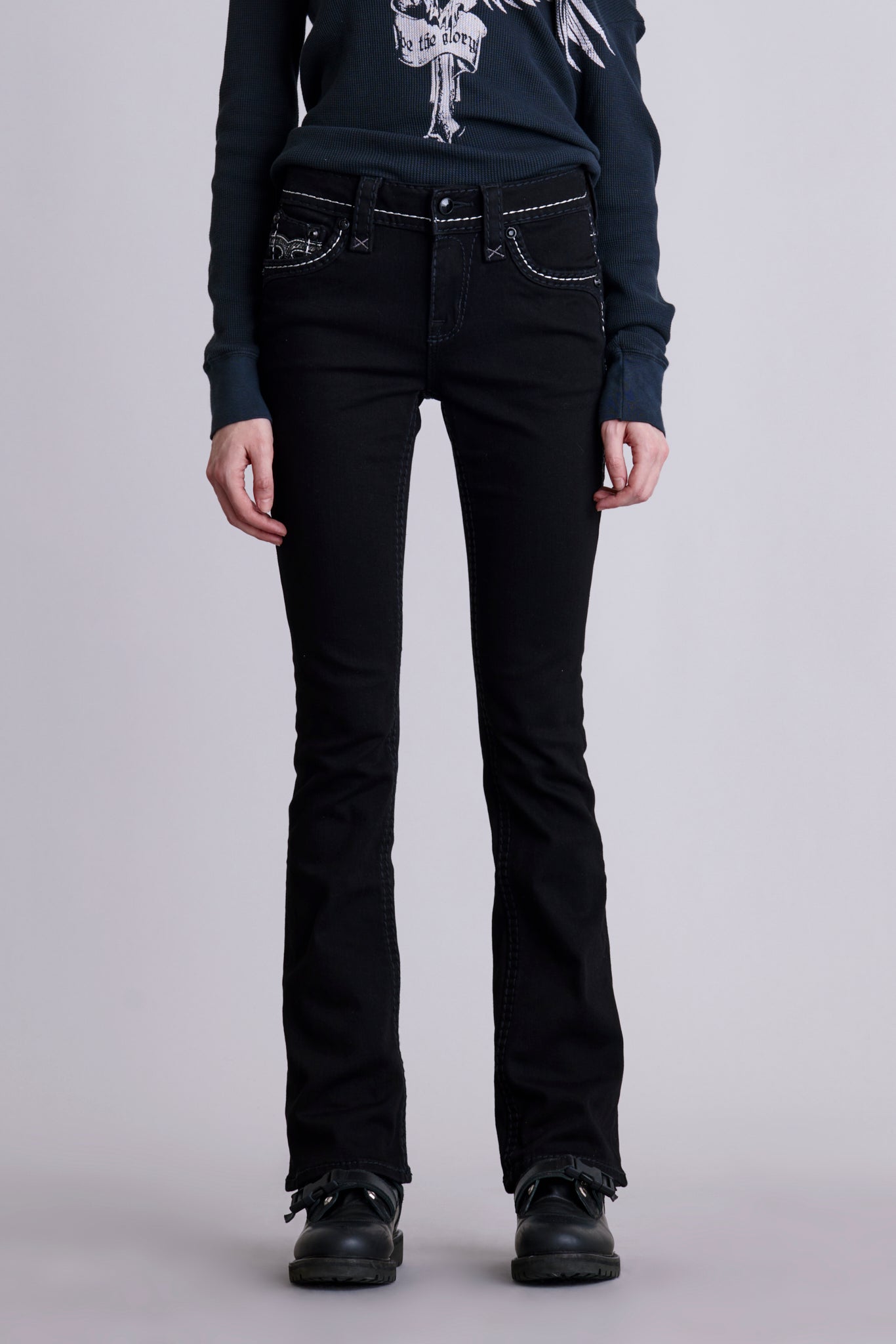 Yui Bootcut Jeans in Black