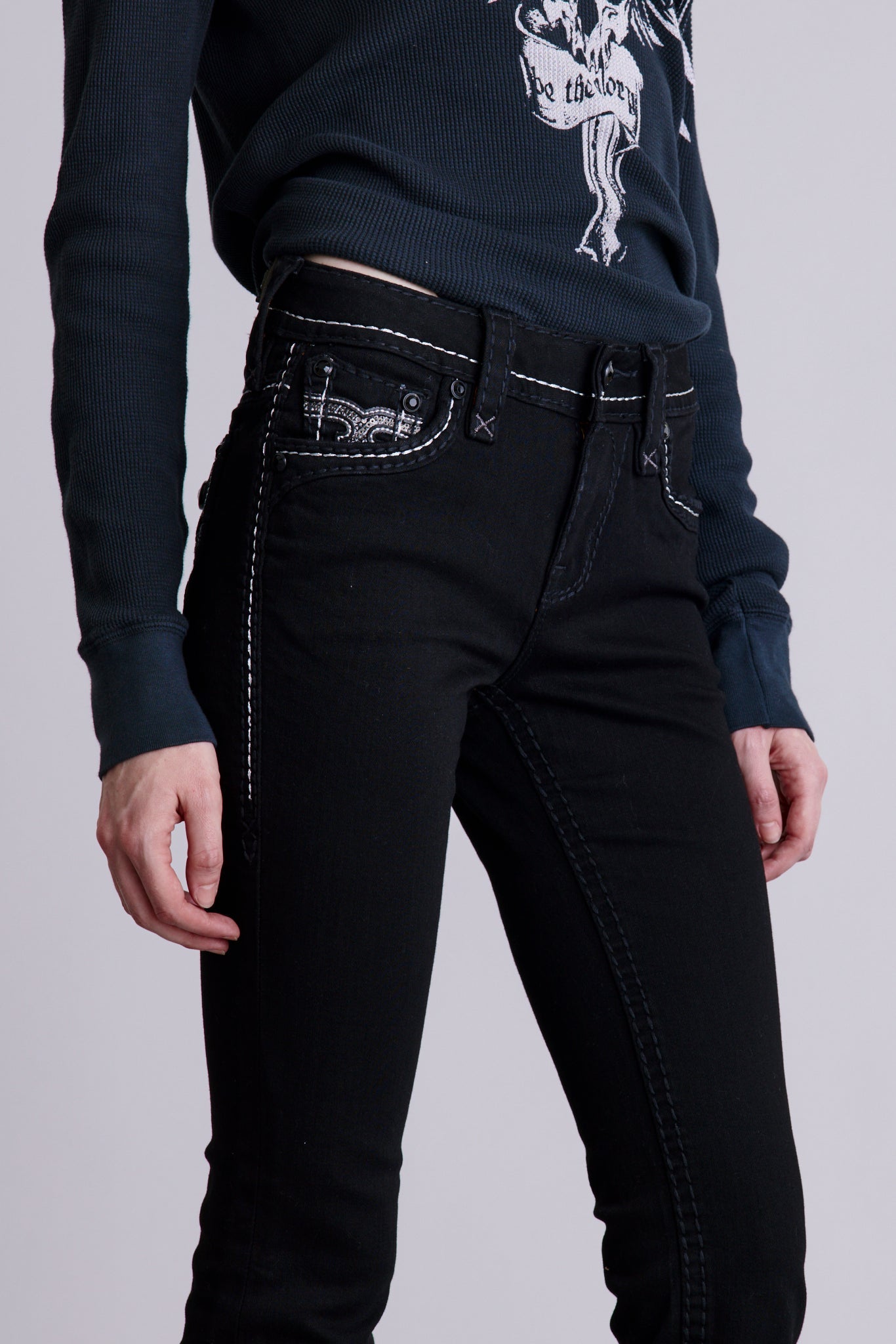 Yui Bootcut Jeans in Black