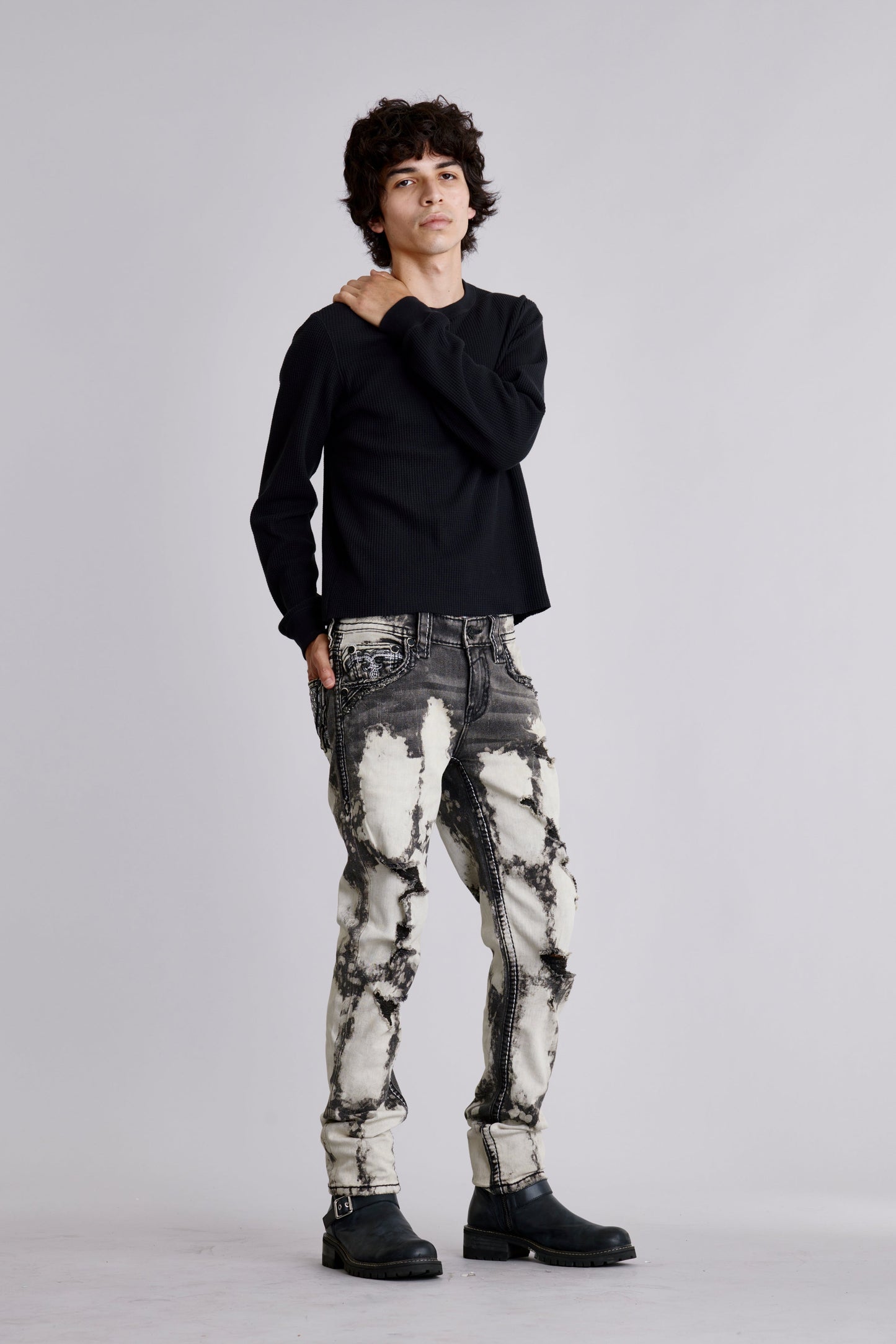 Wilder Alt Straight Jeans