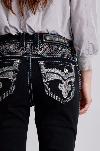 Yui Straight Jeans in Black