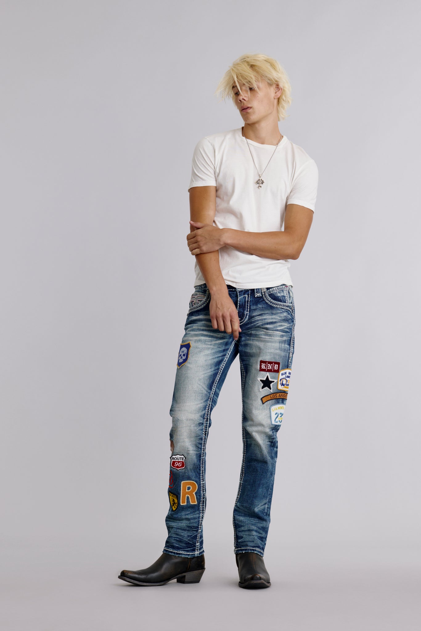 Brayen Straight Jeans in Medium Blue