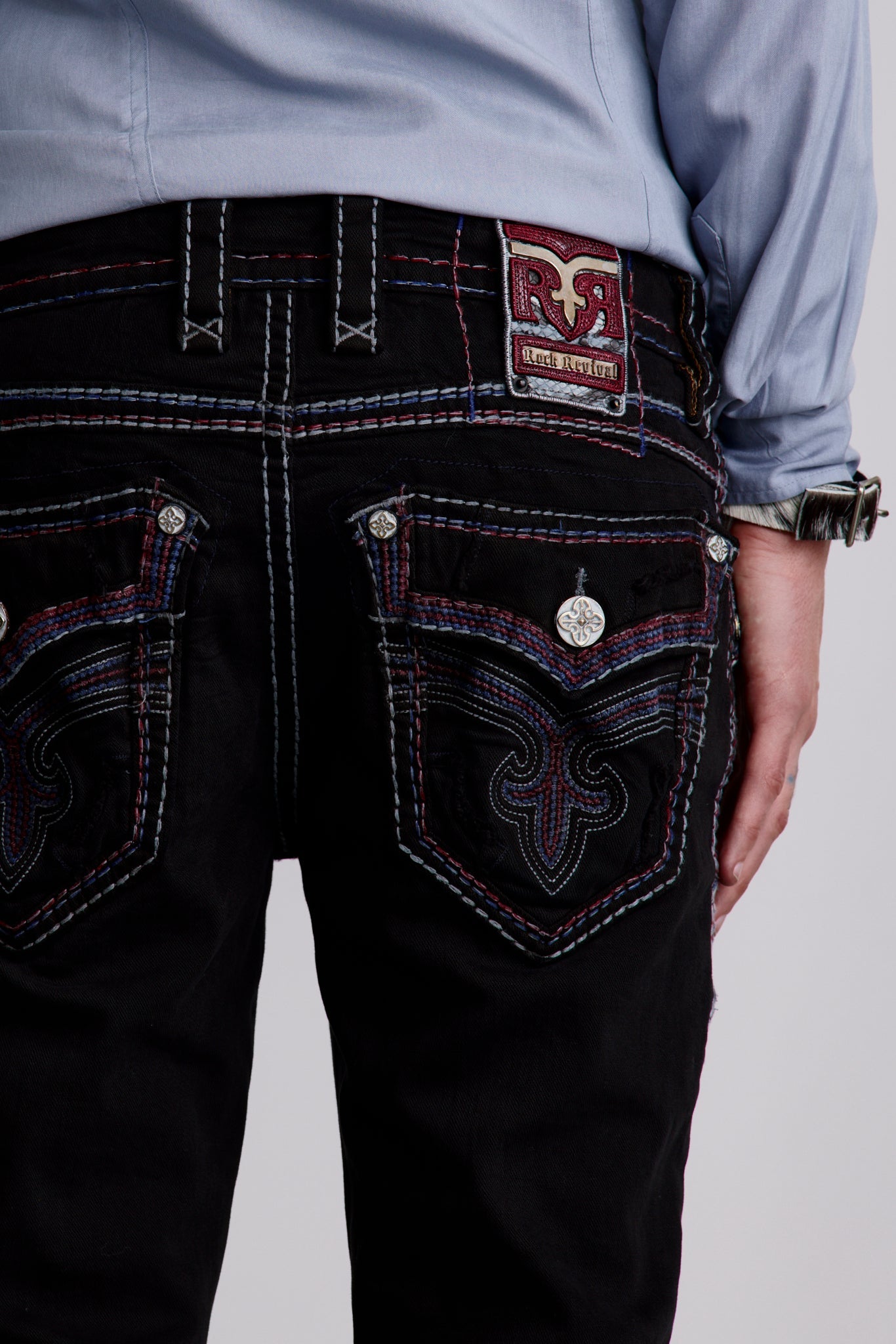 Jonathan Straight Jeans in Black