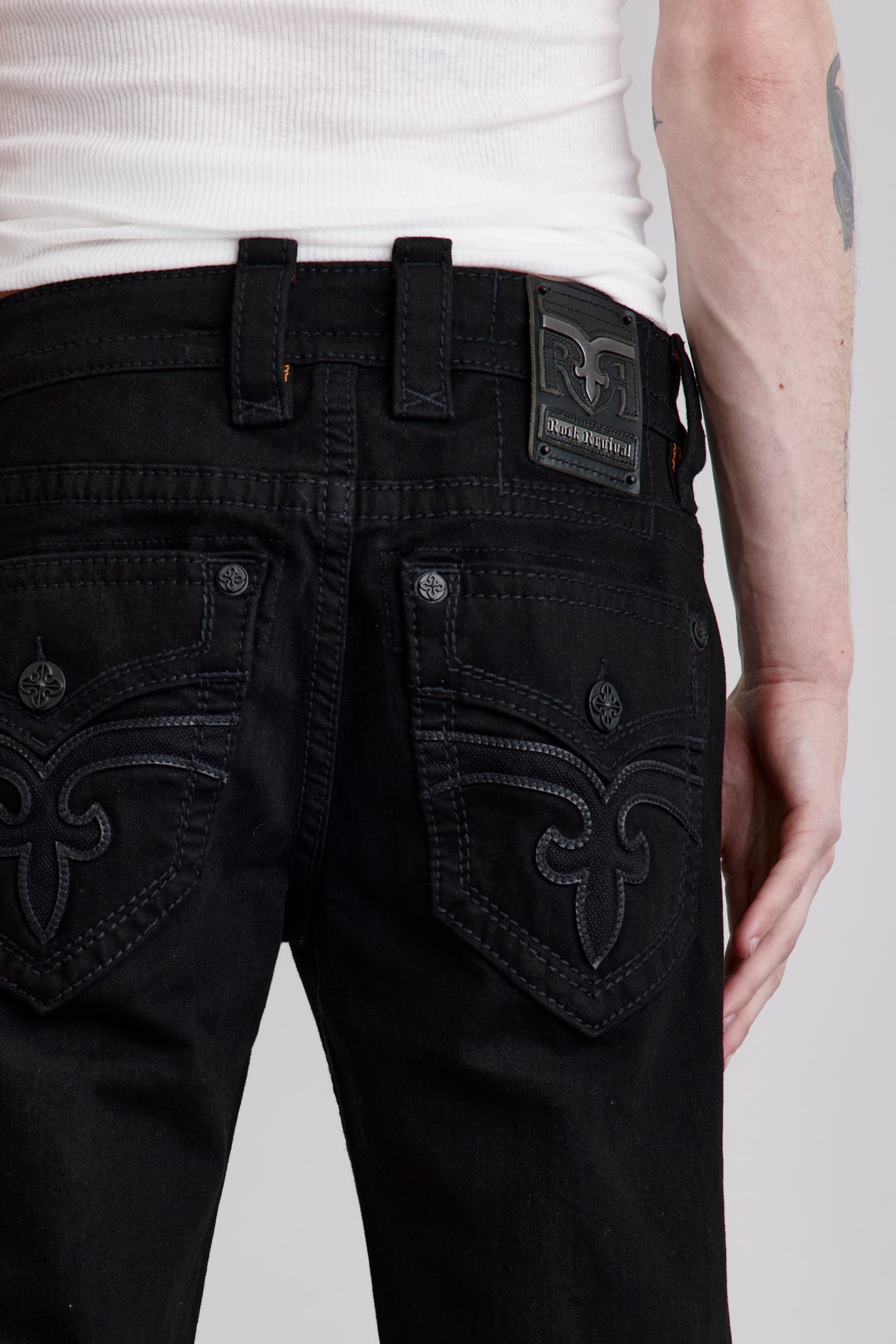 Arther Denim Shorts in Black