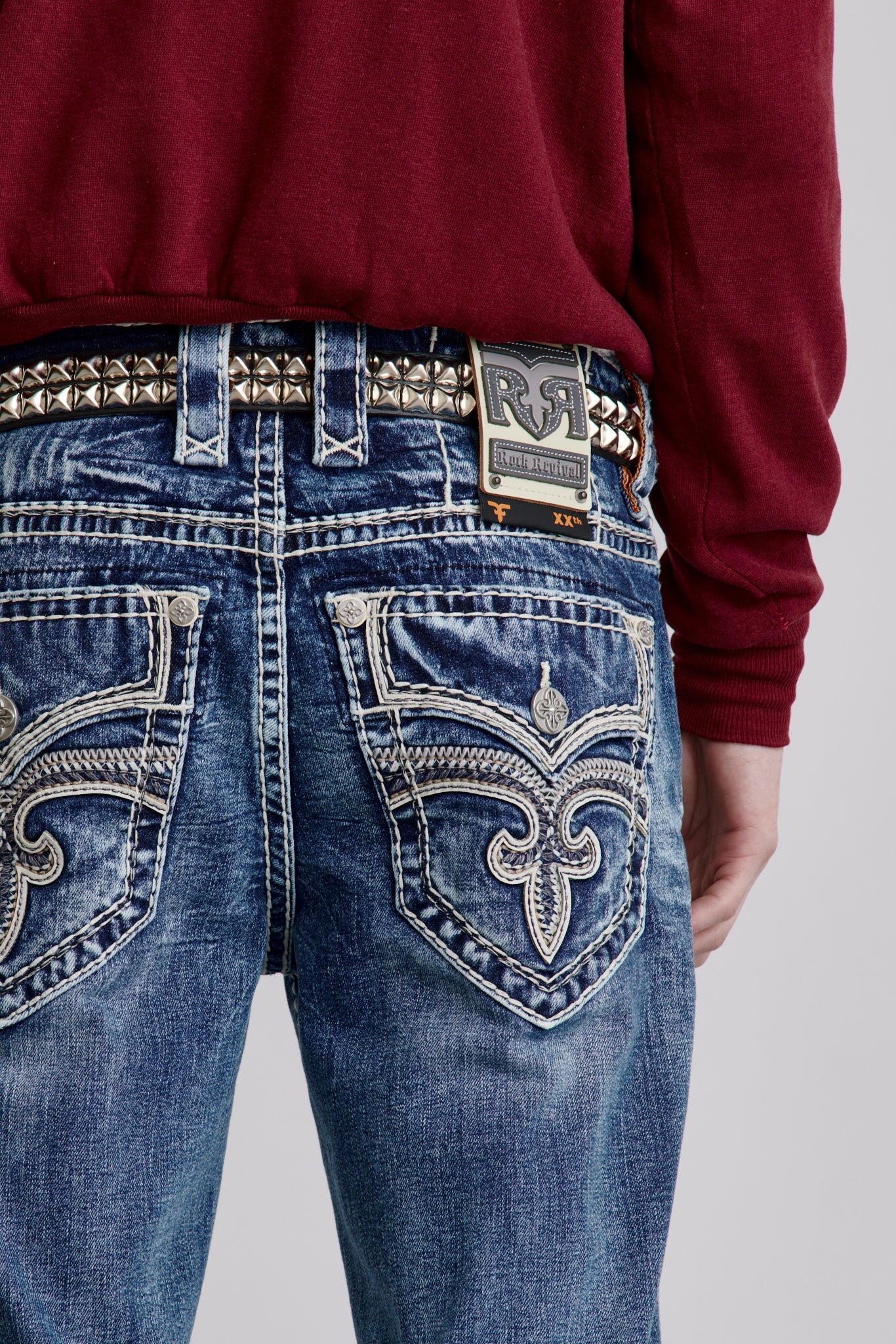 Arther Straight Jeans in Medium Blue