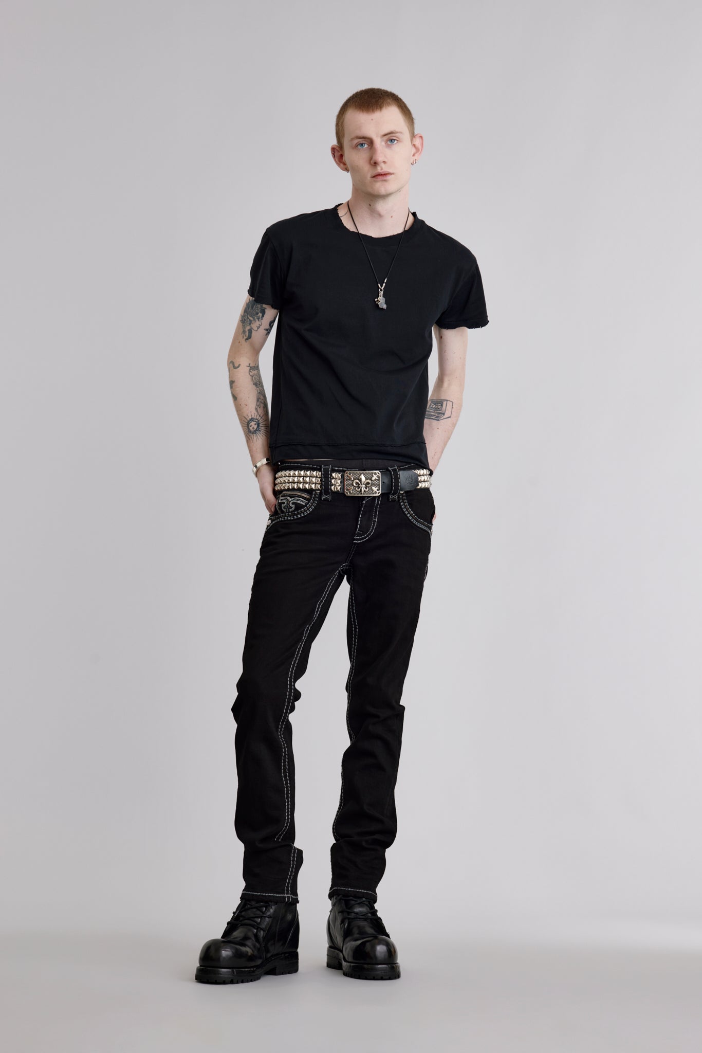 Ermias Straight Jeans In Black