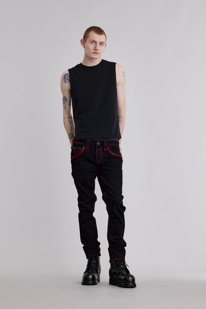 Zinfandel Alt Straight Jeans in Black