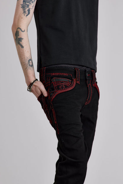 Zinfandel Alt Straight Jeans in Black