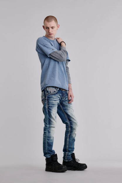 Brayen Straight Jeans in Medium Wash