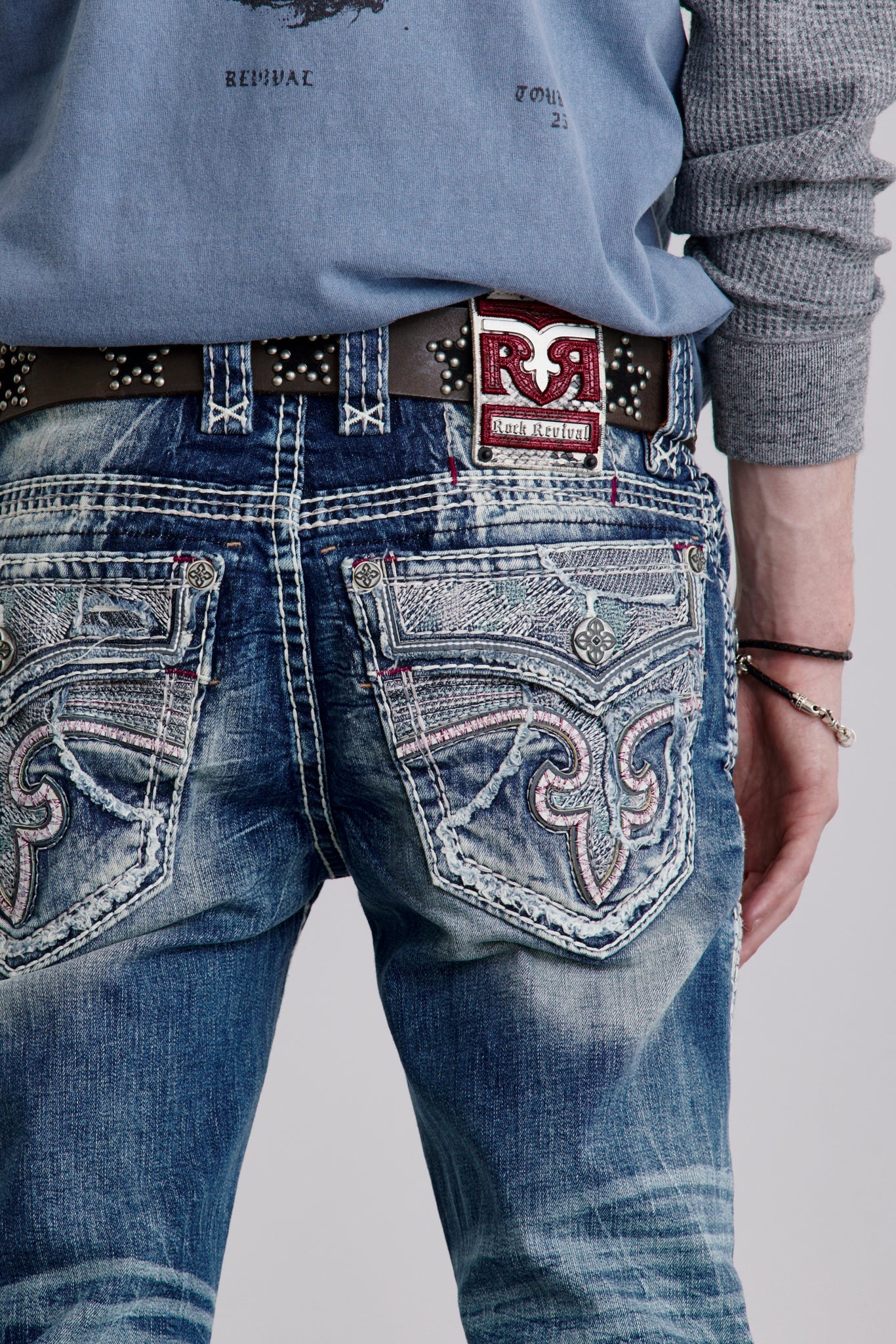 Brayen Straight Jeans in Medium Wash