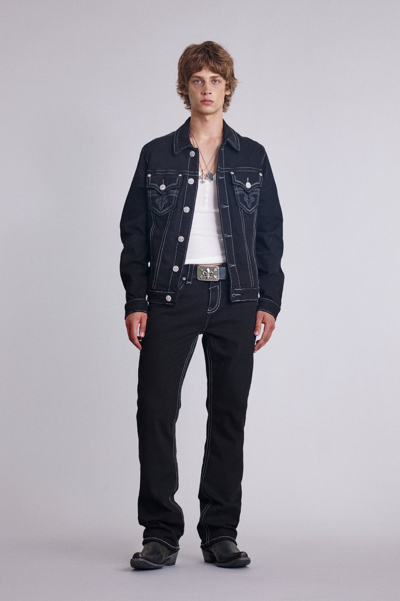Arther Relaxed Straight Jeans in Black