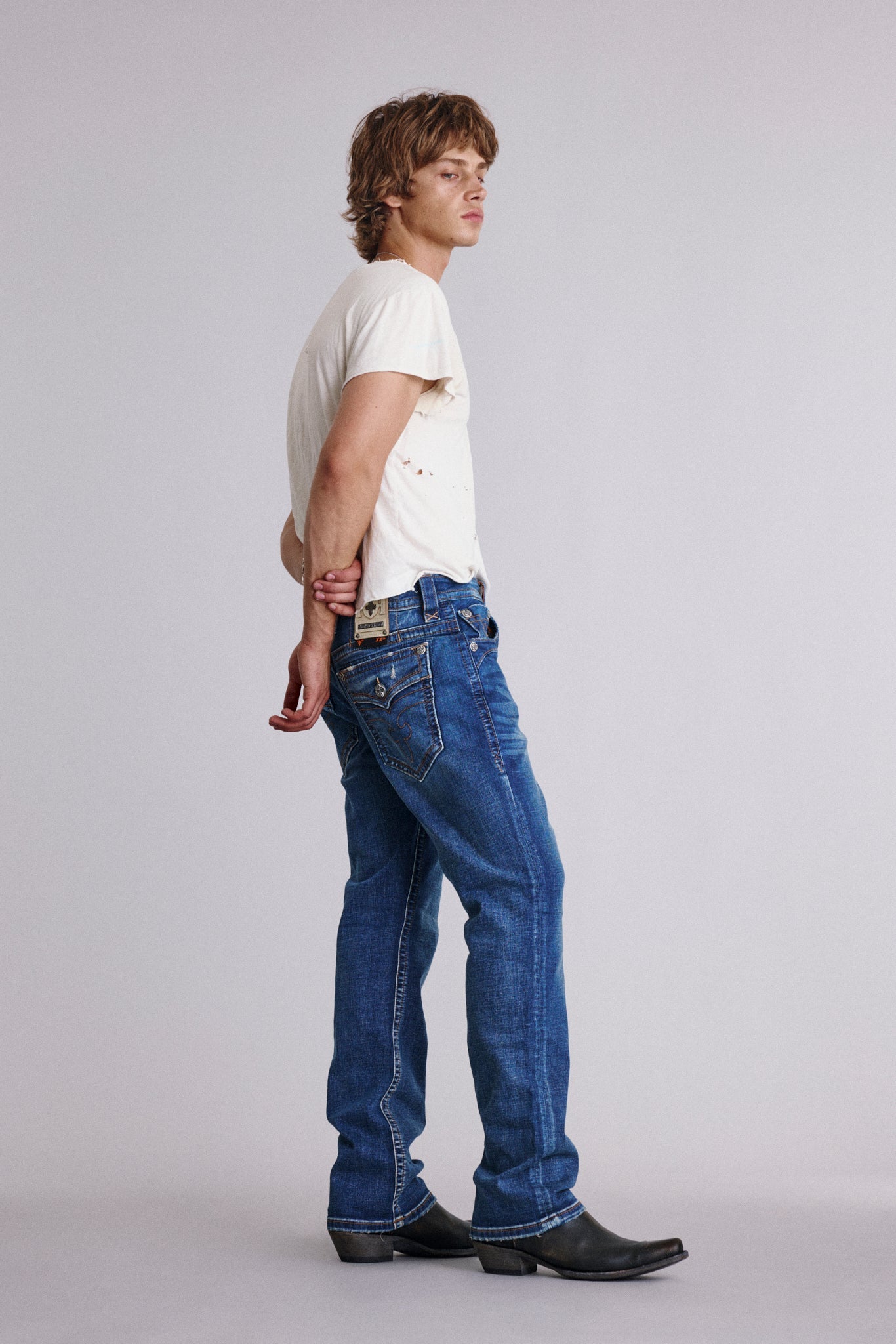 Clark Relaxed Straight in Medium Wash