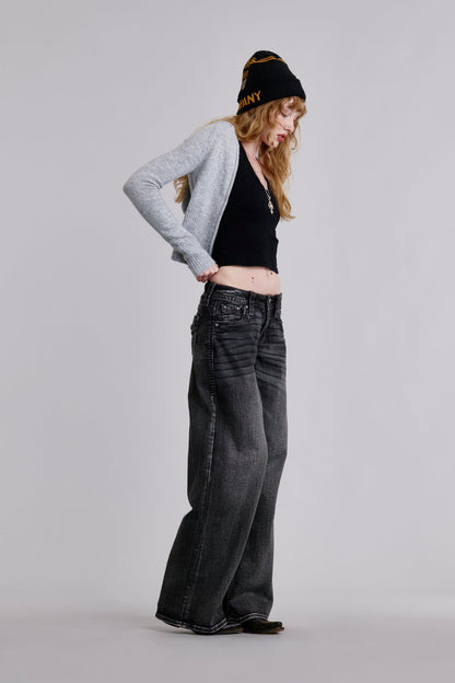 Titania Low-Rise Baggy Jeans in Vintage Black