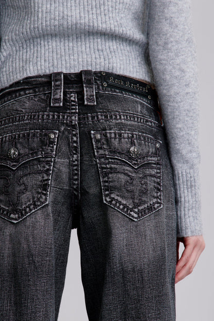 Titania Low-Rise Baggy Jeans in Vintage Black