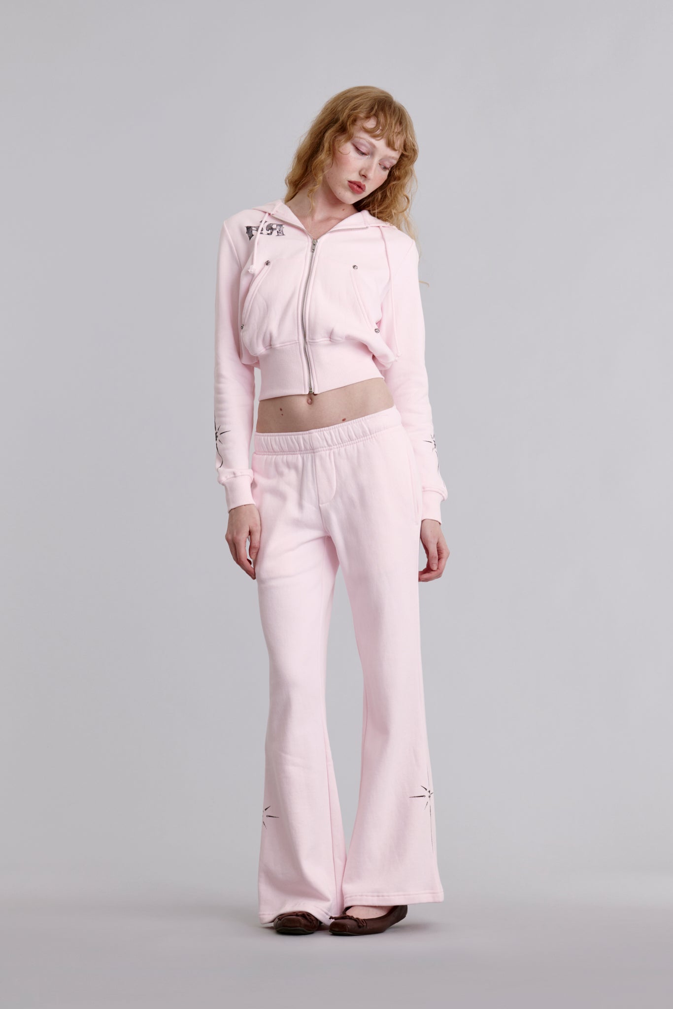 Starburst Fitted Cropped Hoodie
