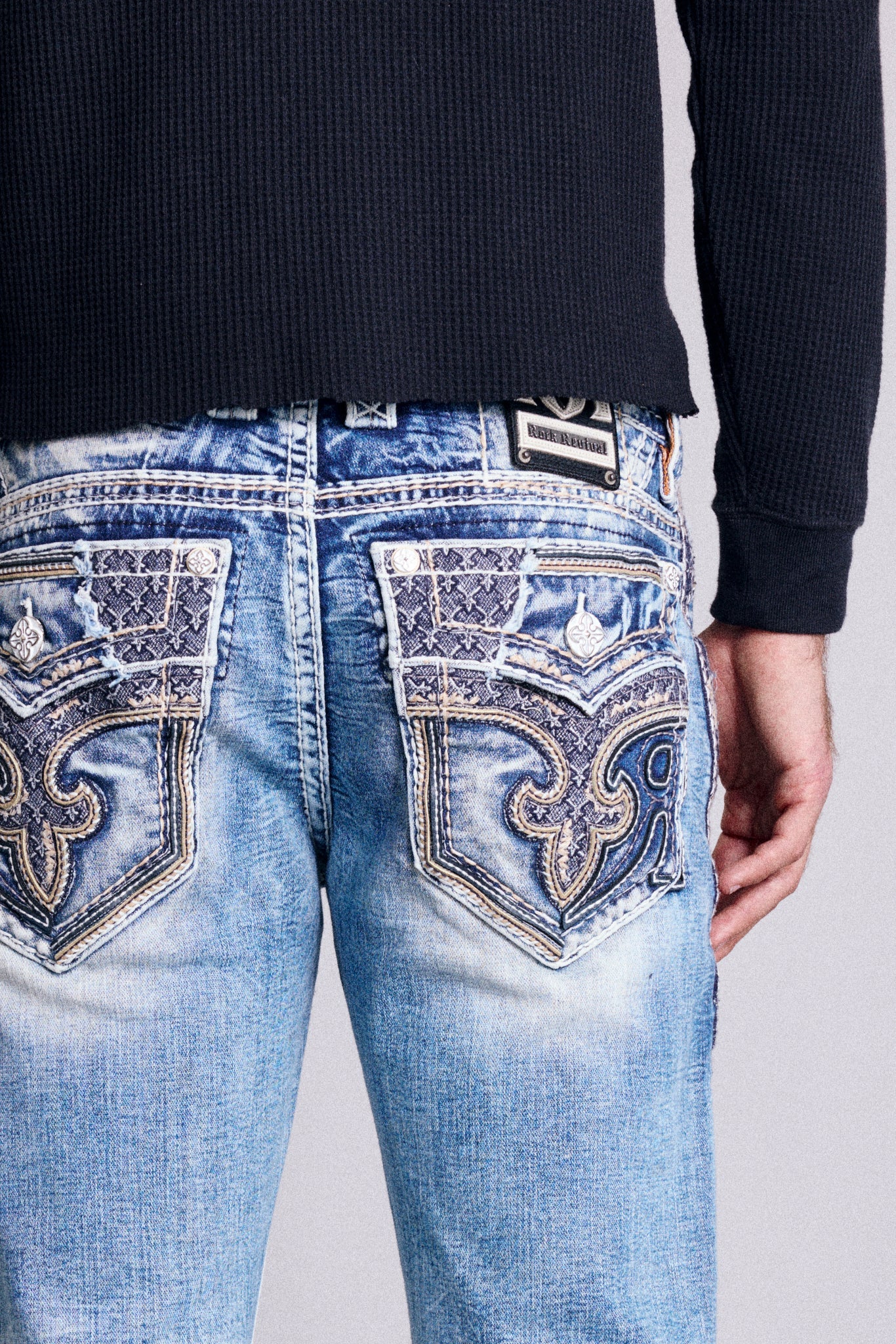Baxter Alt Straight Jeans in Medium Blue