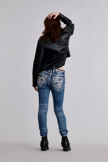 Yui Skinny Jeans in Medium Blue