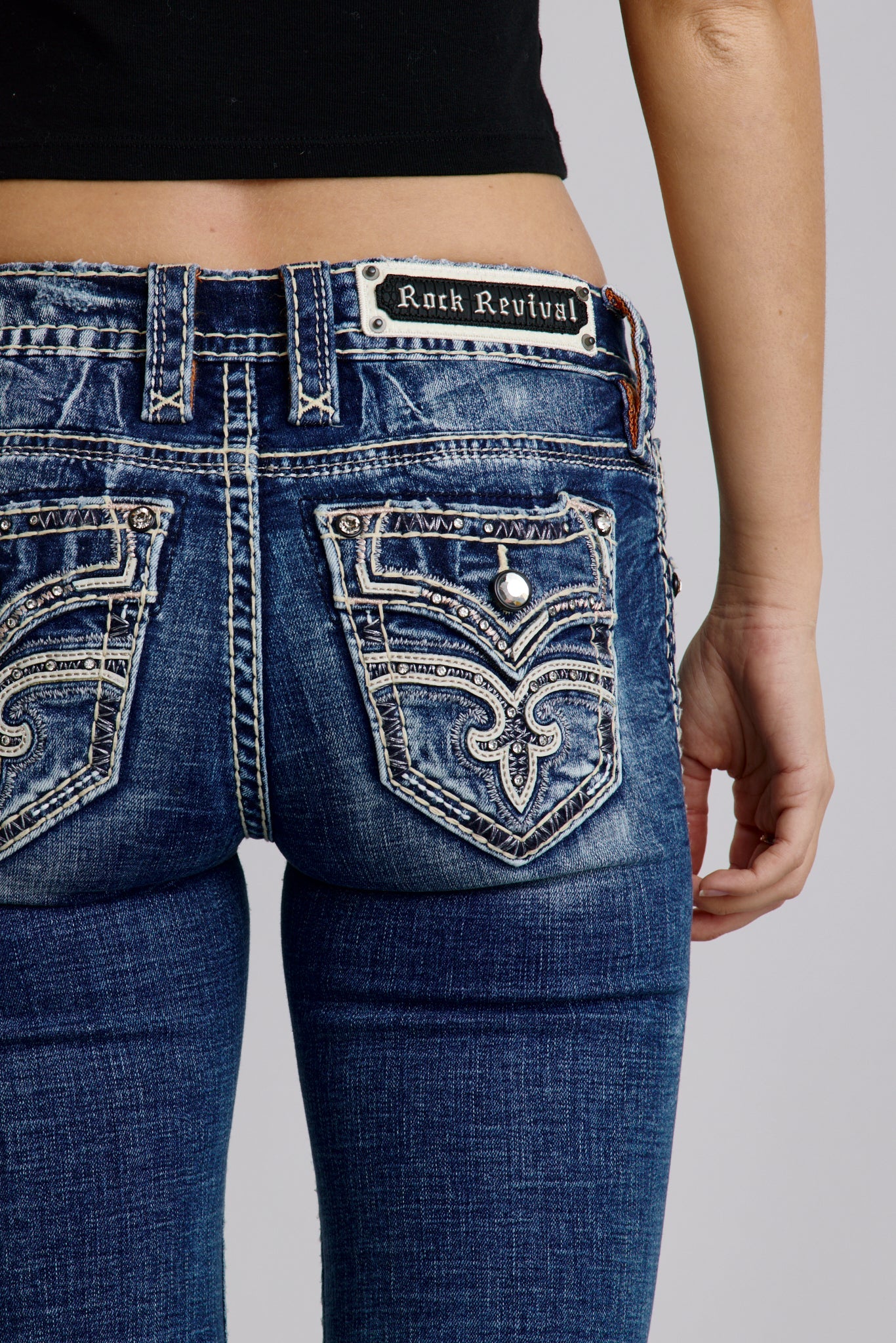 Arielle Bootcut Jeans in Medium Blue